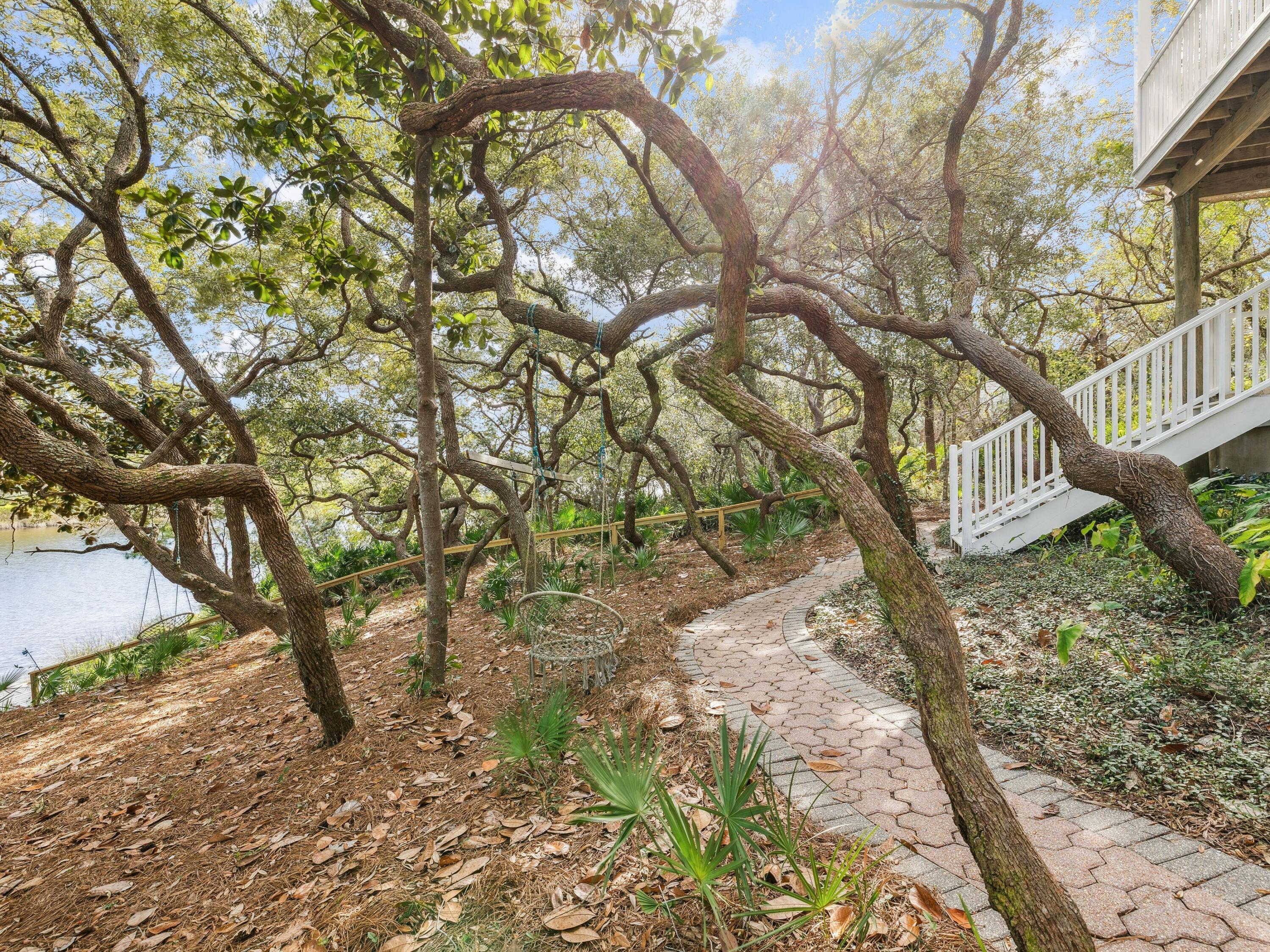 BLUE MOUNTAIN BEACH - Residential