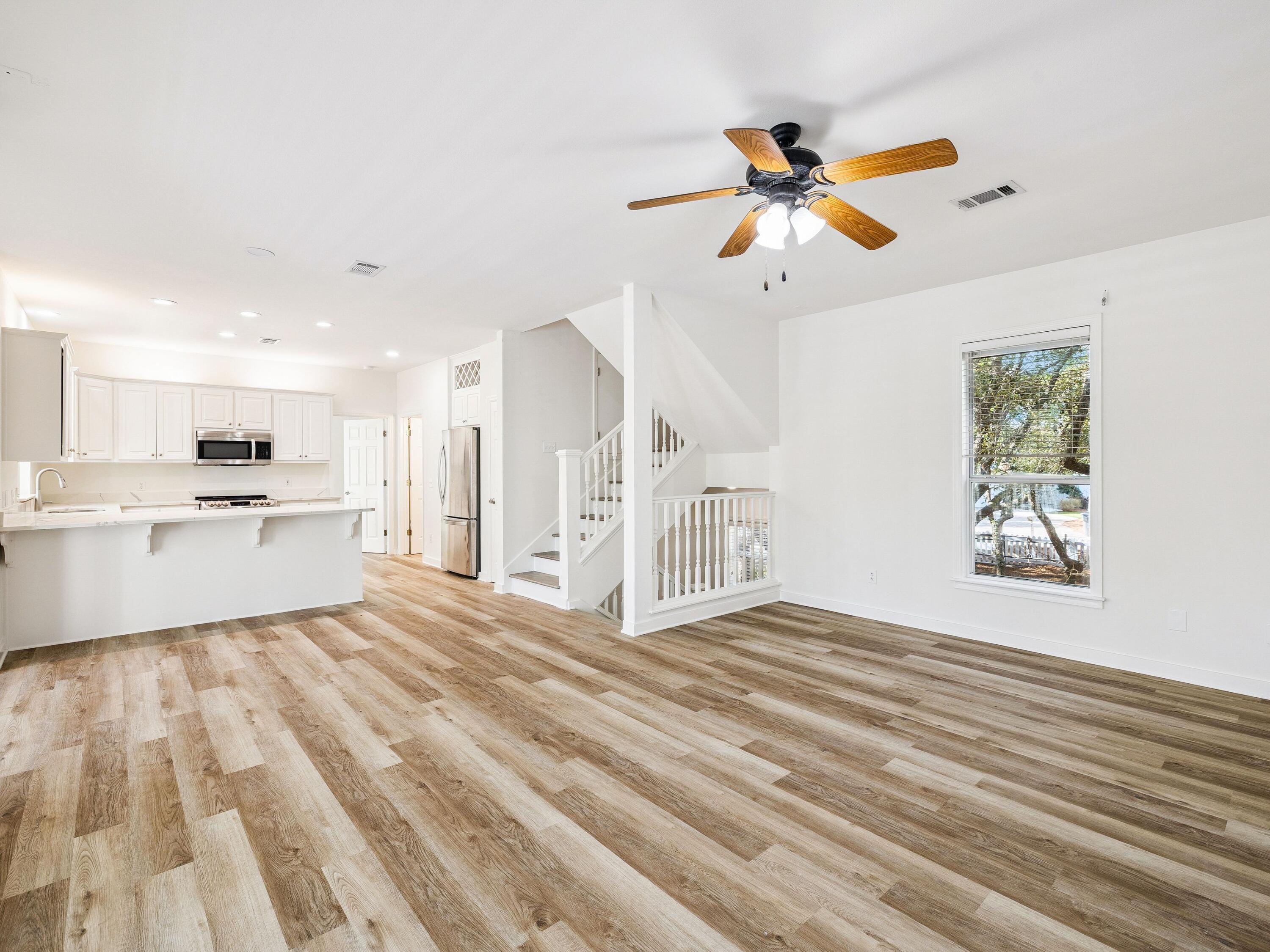 BLUE MOUNTAIN BEACH - Residential