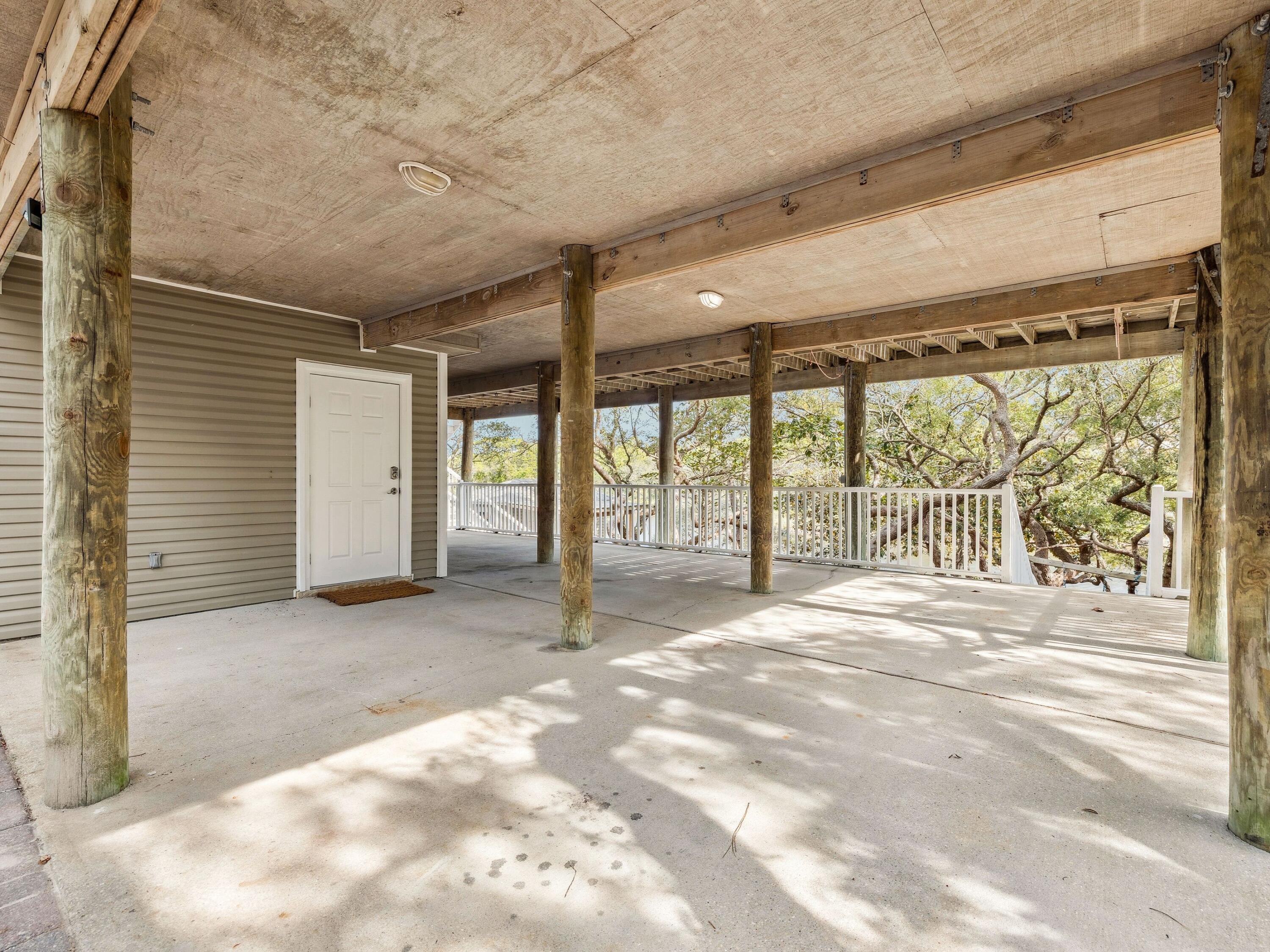 BLUE MOUNTAIN BEACH - Residential