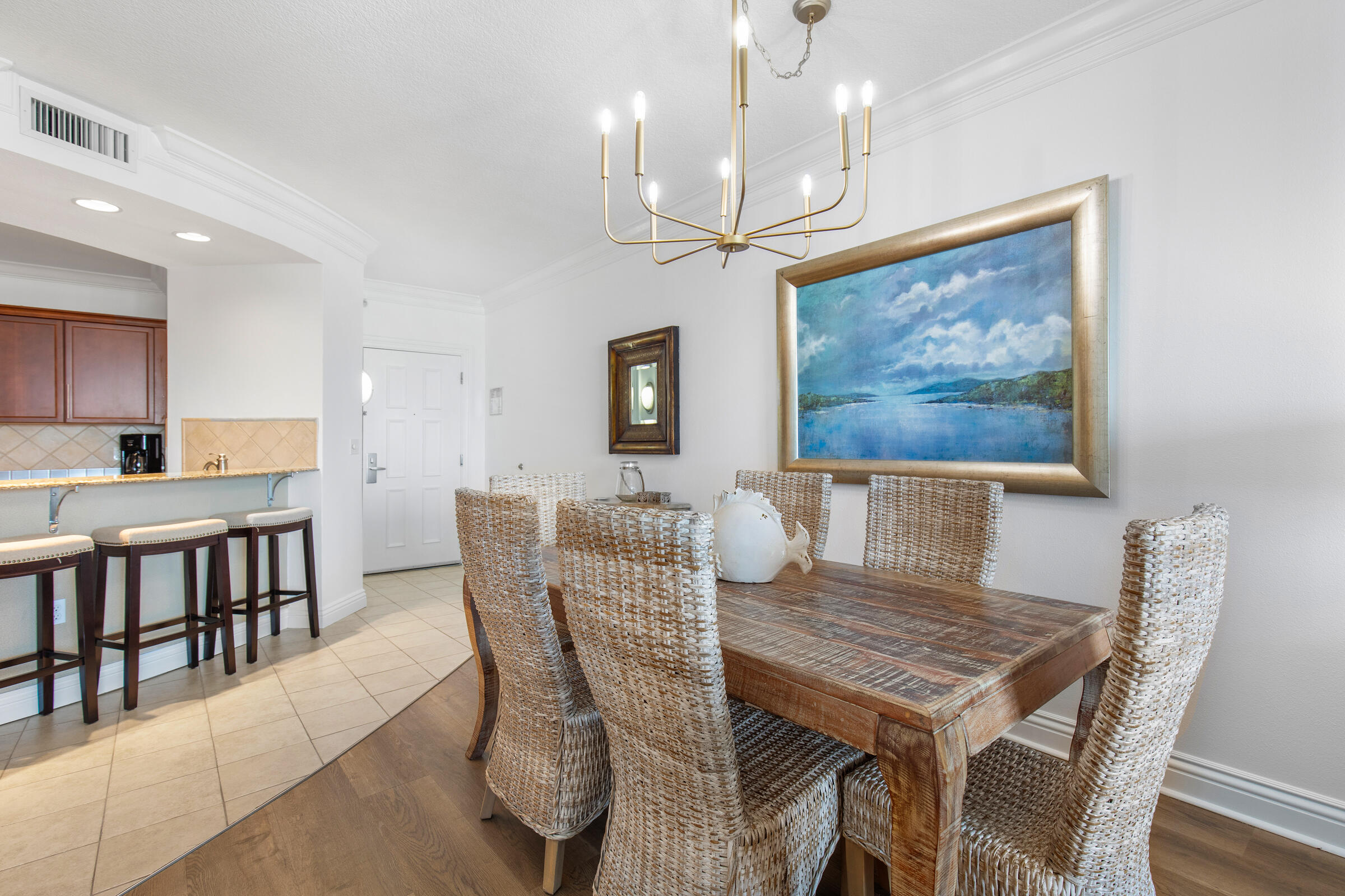 EMERALD GRANDE - Residential