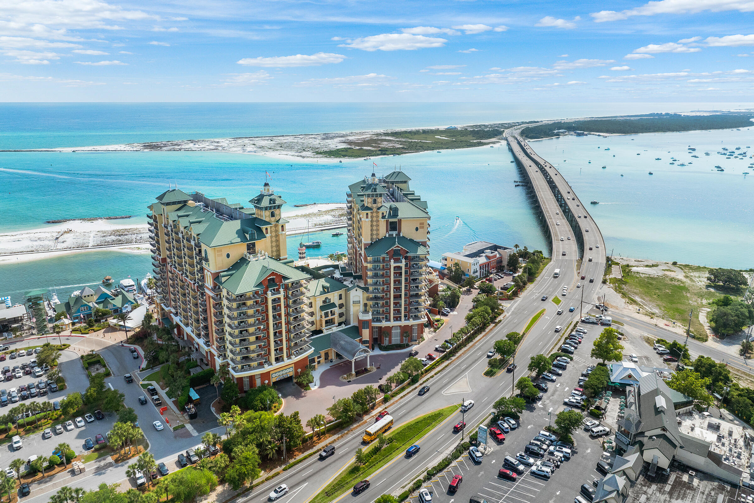 EMERALD GRANDE - Residential