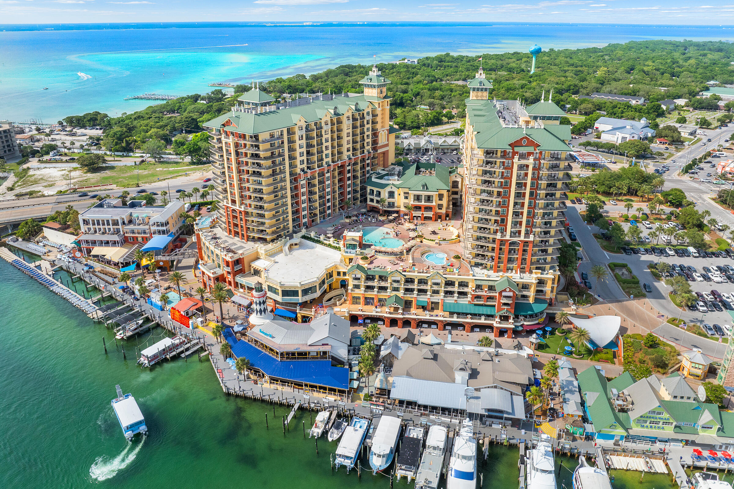 EMERALD GRANDE - Residential