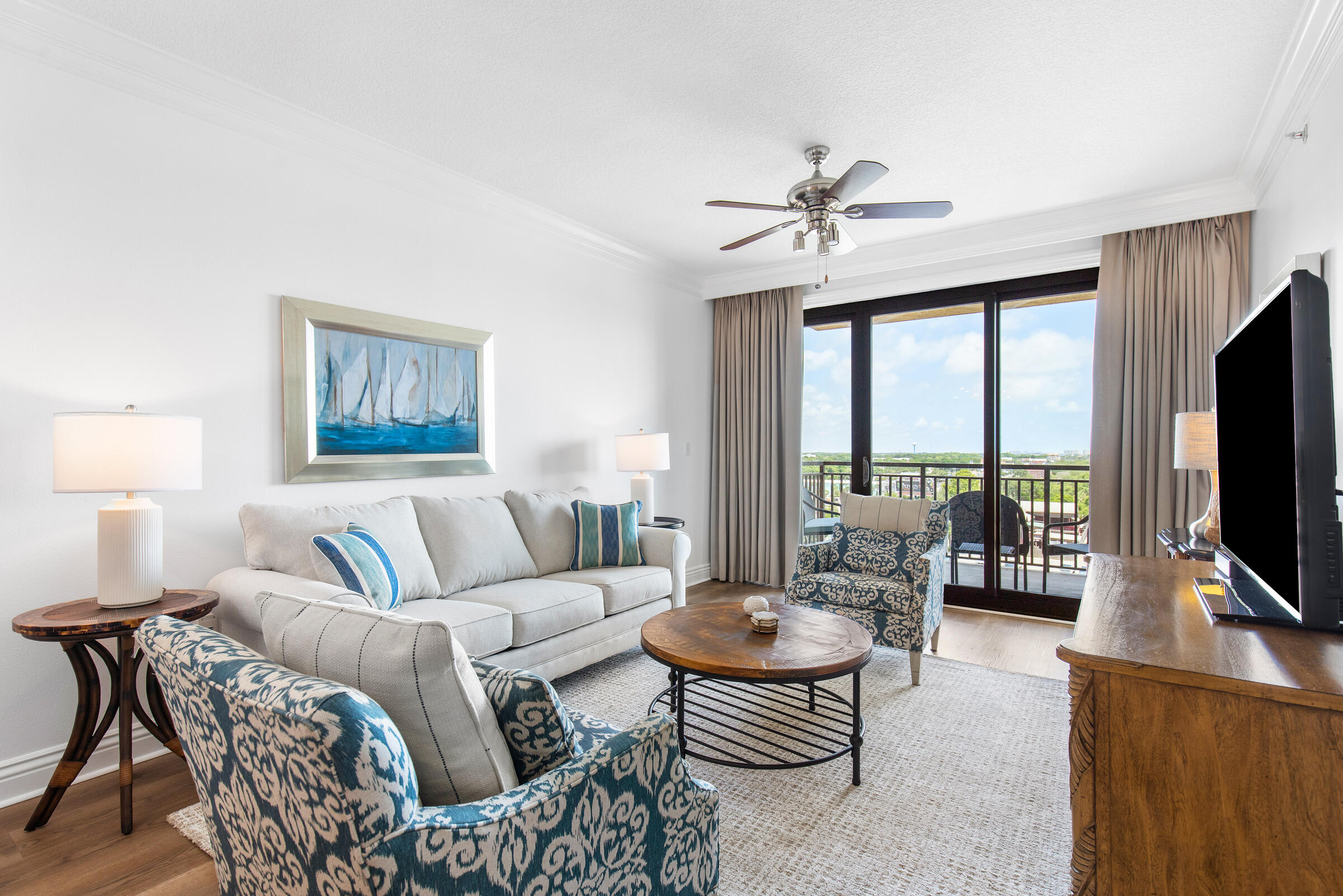 EMERALD GRANDE - Residential