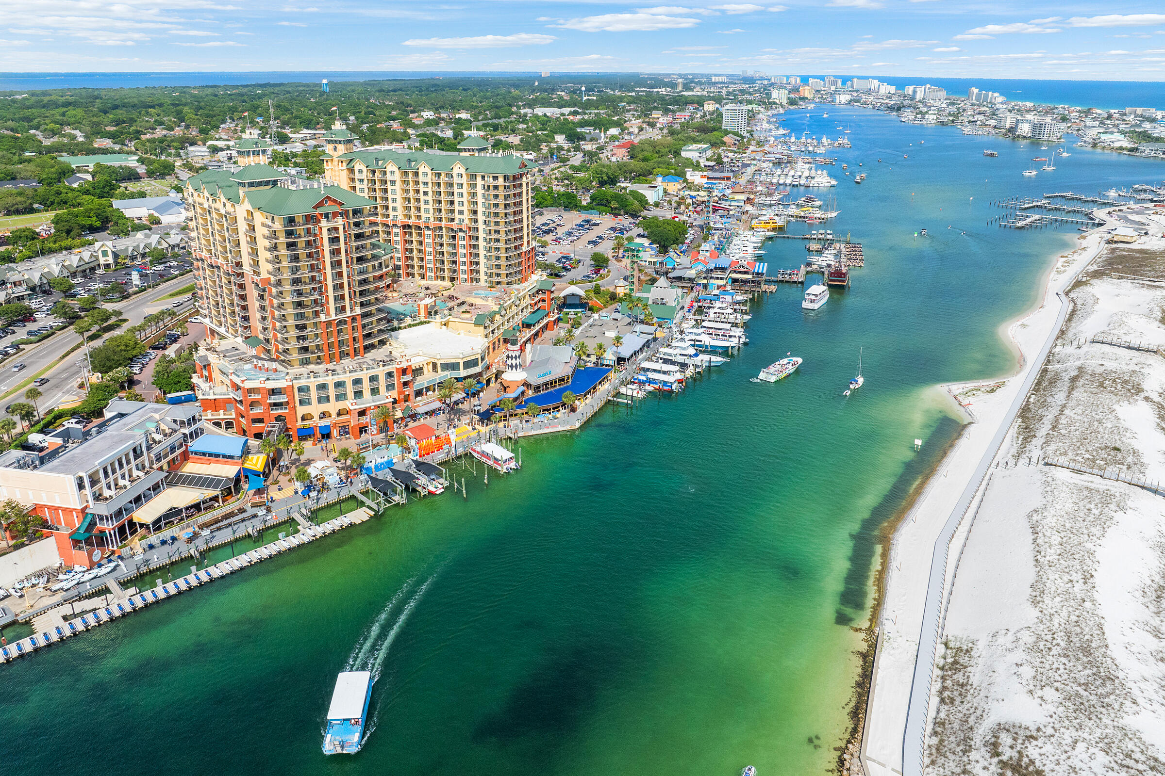 EMERALD GRANDE - Residential