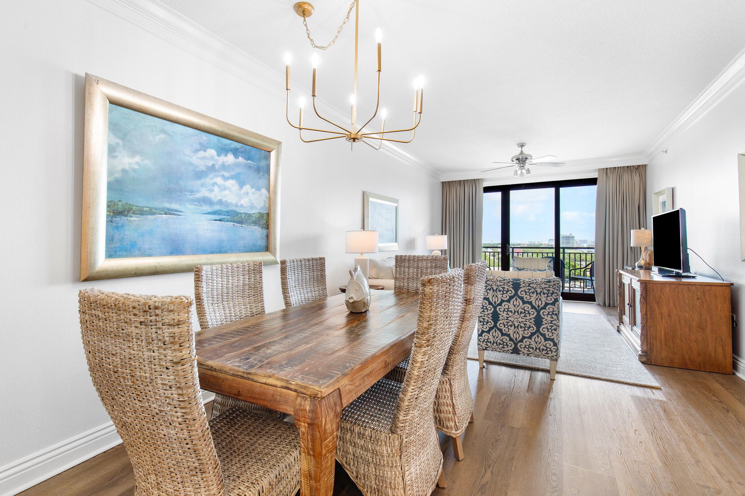 EMERALD GRANDE - Residential
