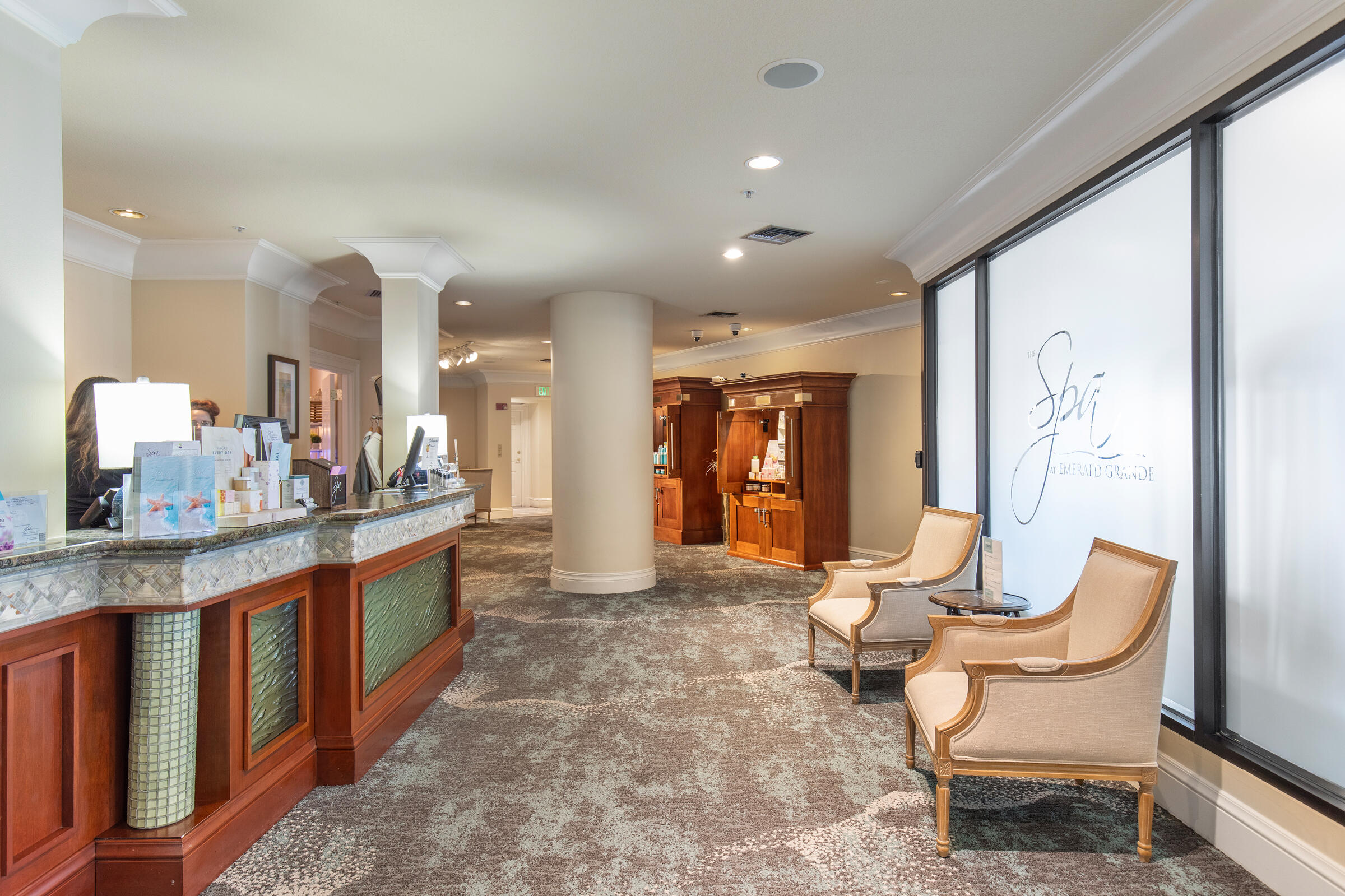 EMERALD GRANDE - Residential