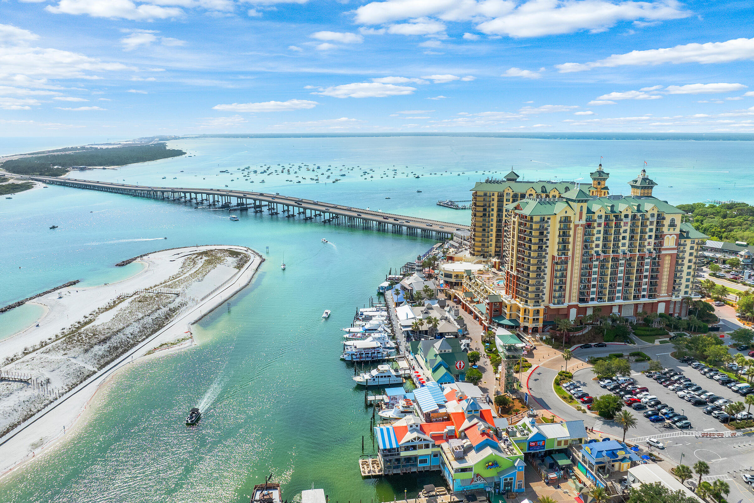 EMERALD GRANDE - Residential