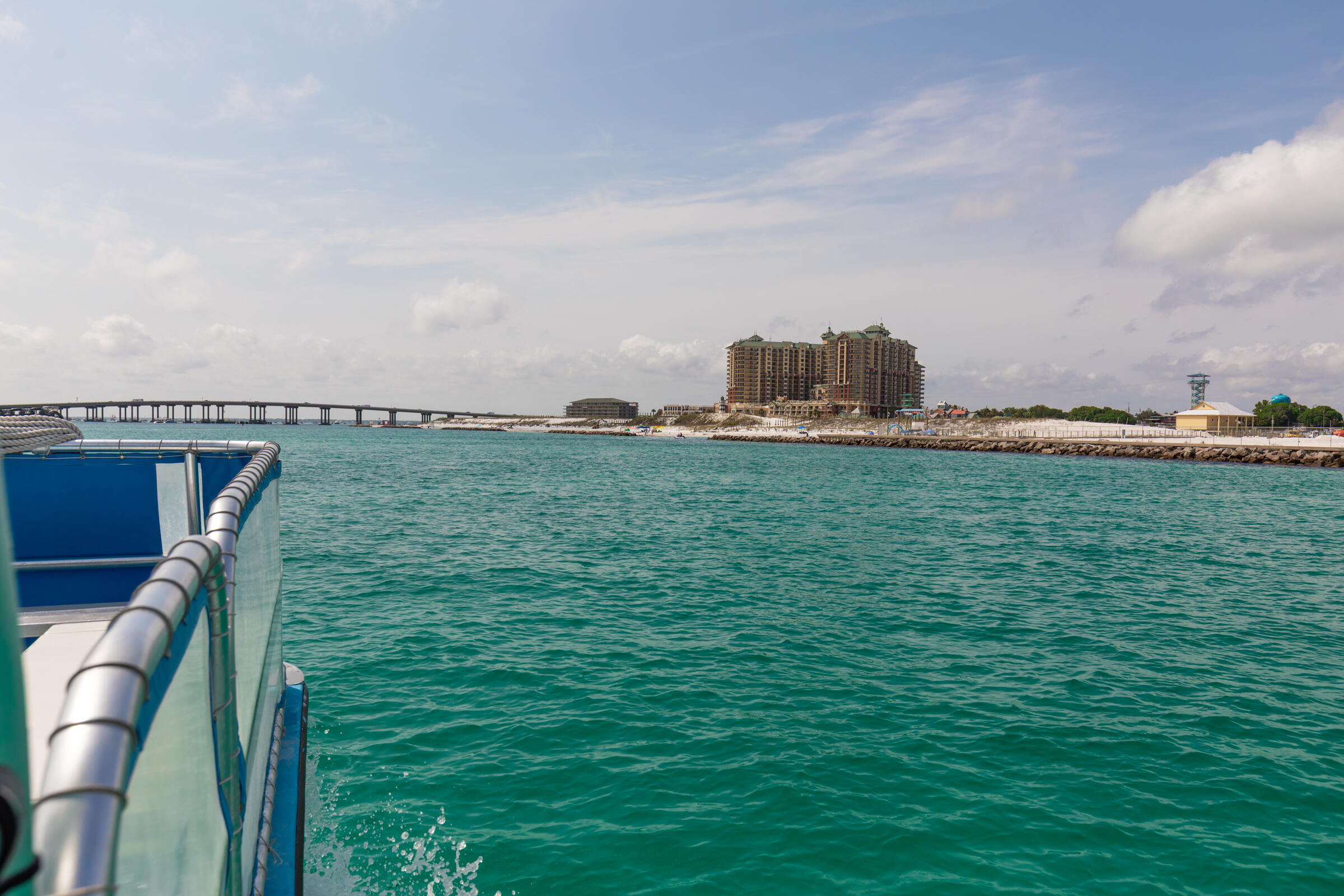 EMERALD GRANDE - Residential