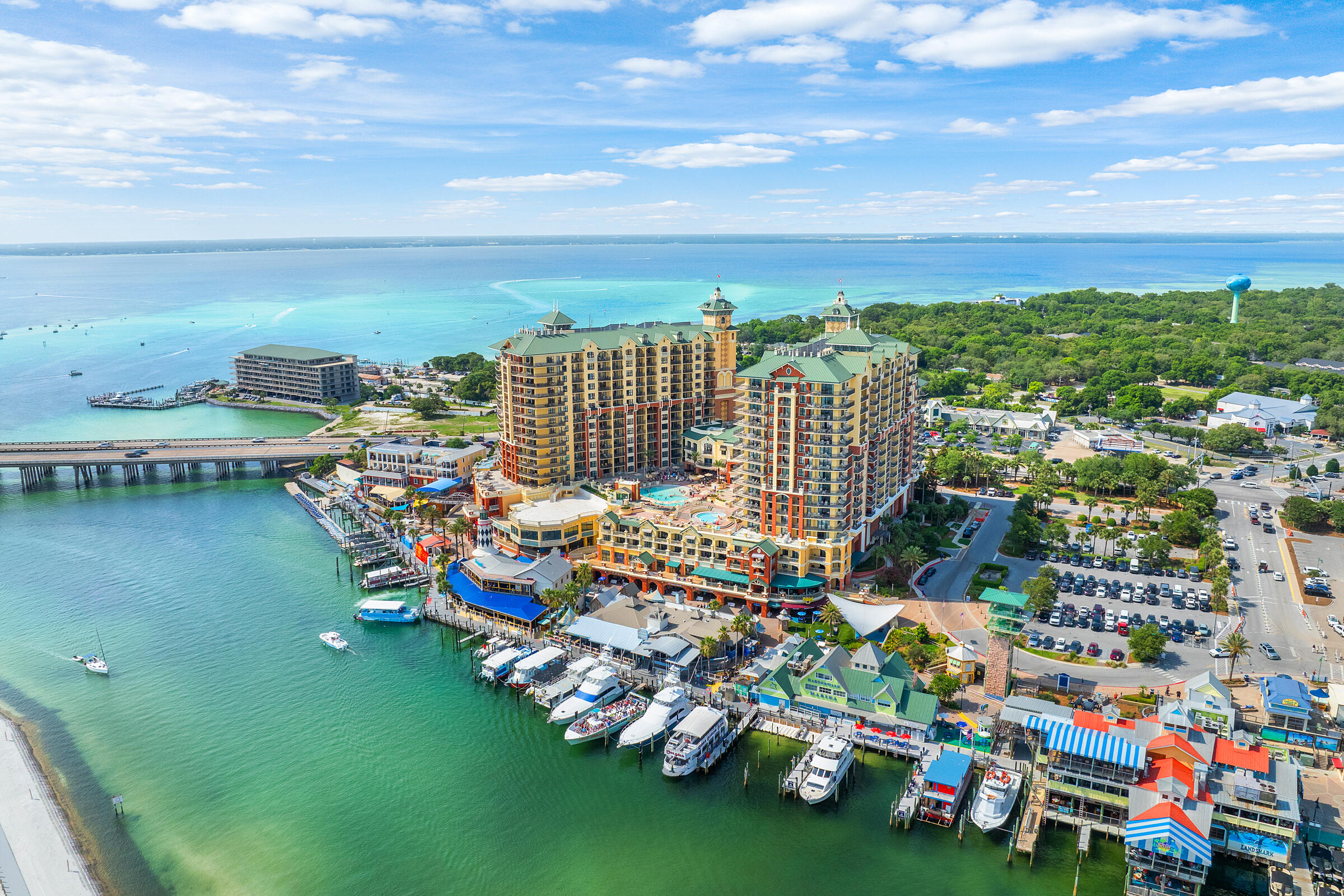 EMERALD GRANDE - Residential