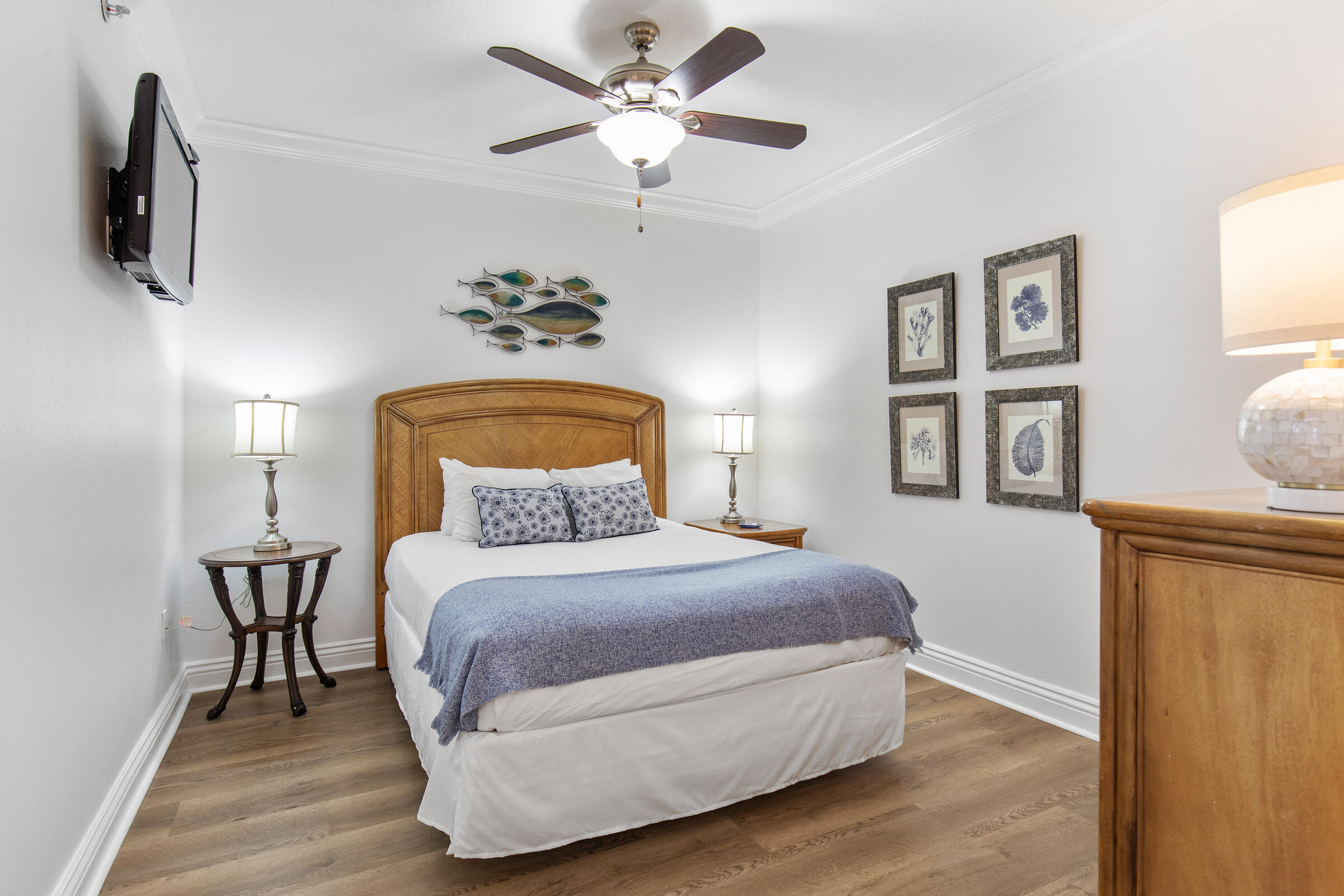 EMERALD GRANDE - Residential