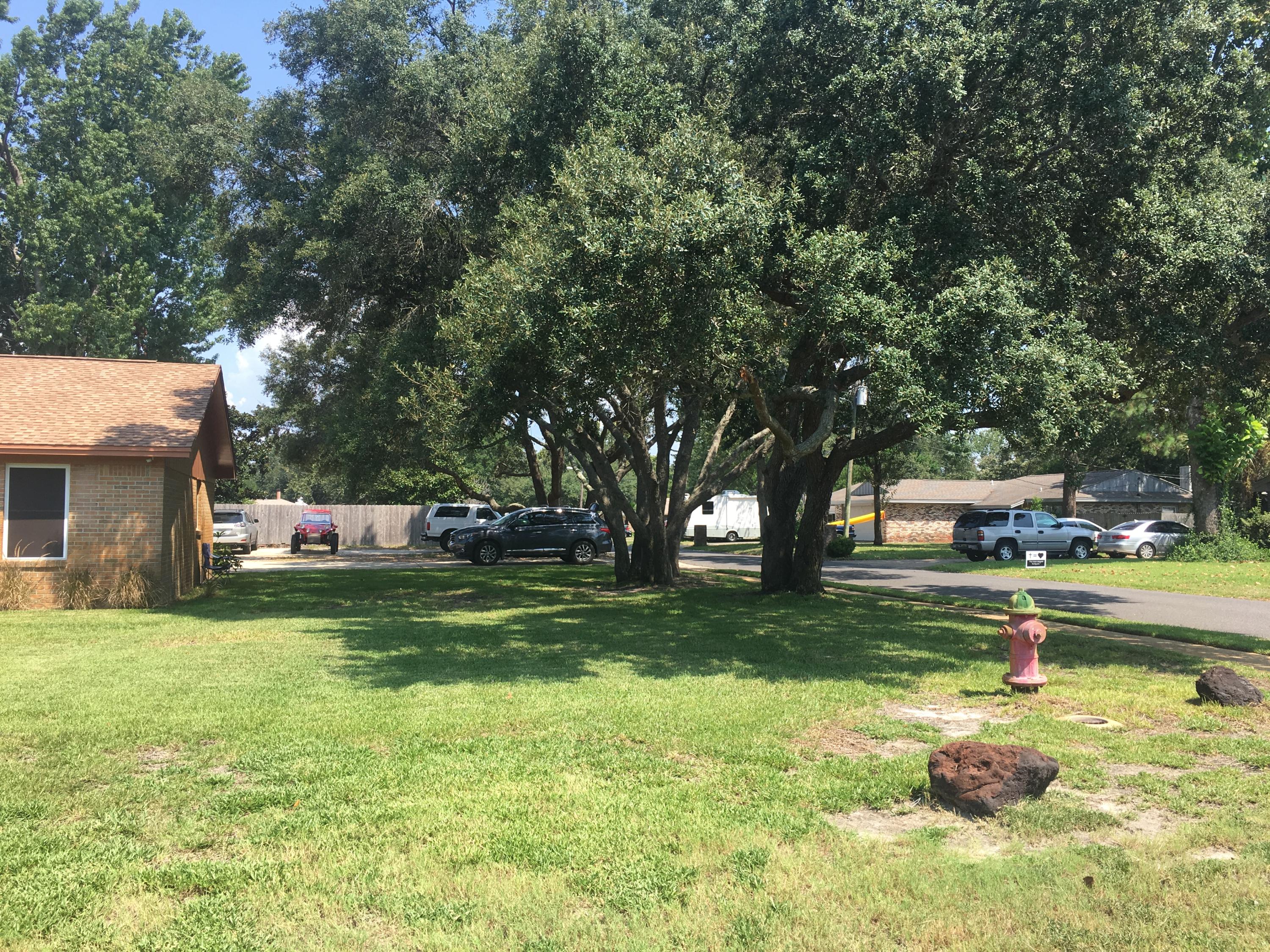 SPRING LAKE 2ND ADD LOT 6 BLK L - Residential