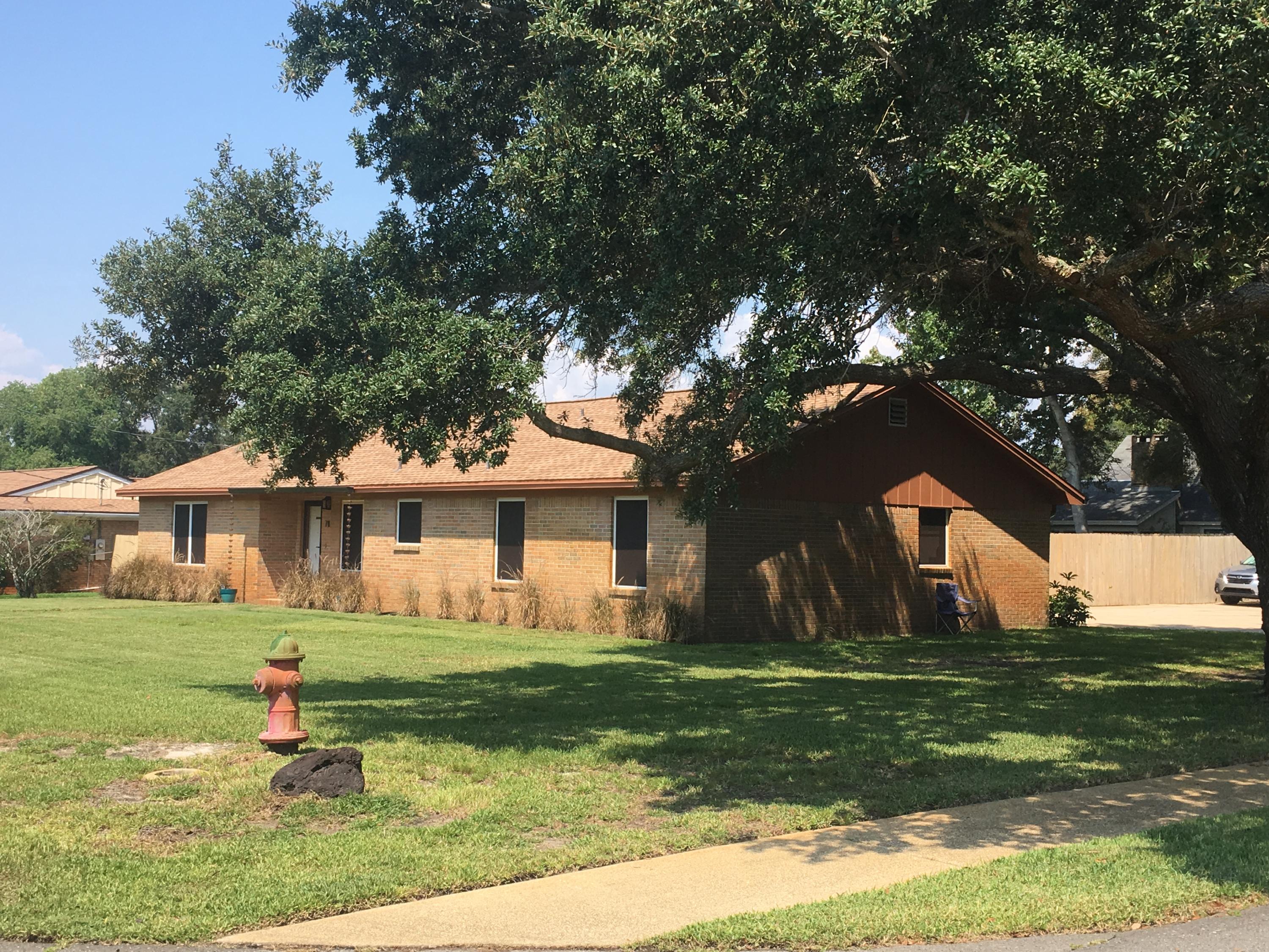 SPRING LAKE 2ND ADD LOT 6 BLK L - Residential