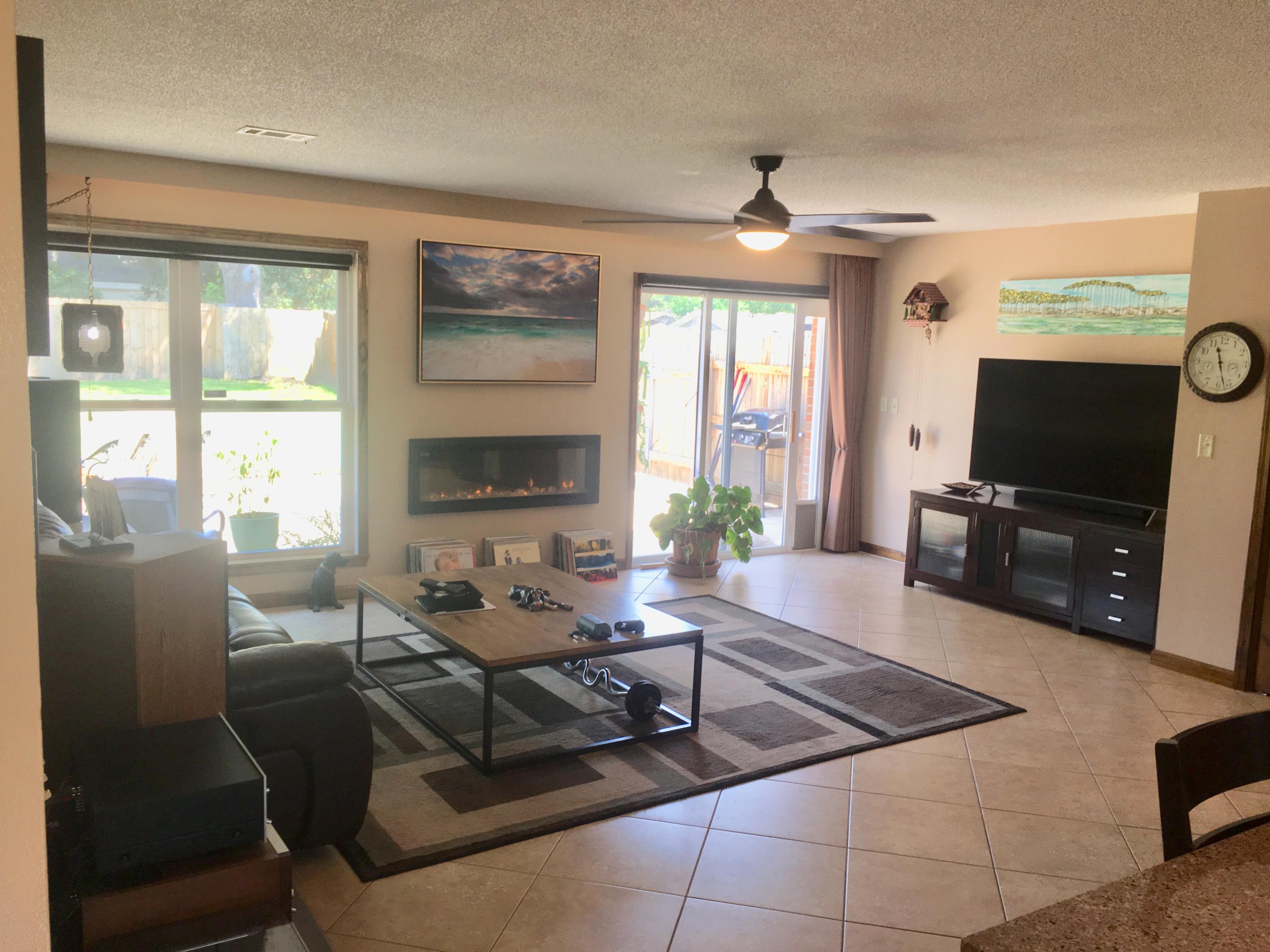 SPRING LAKE 2ND ADD LOT 6 BLK L - Residential