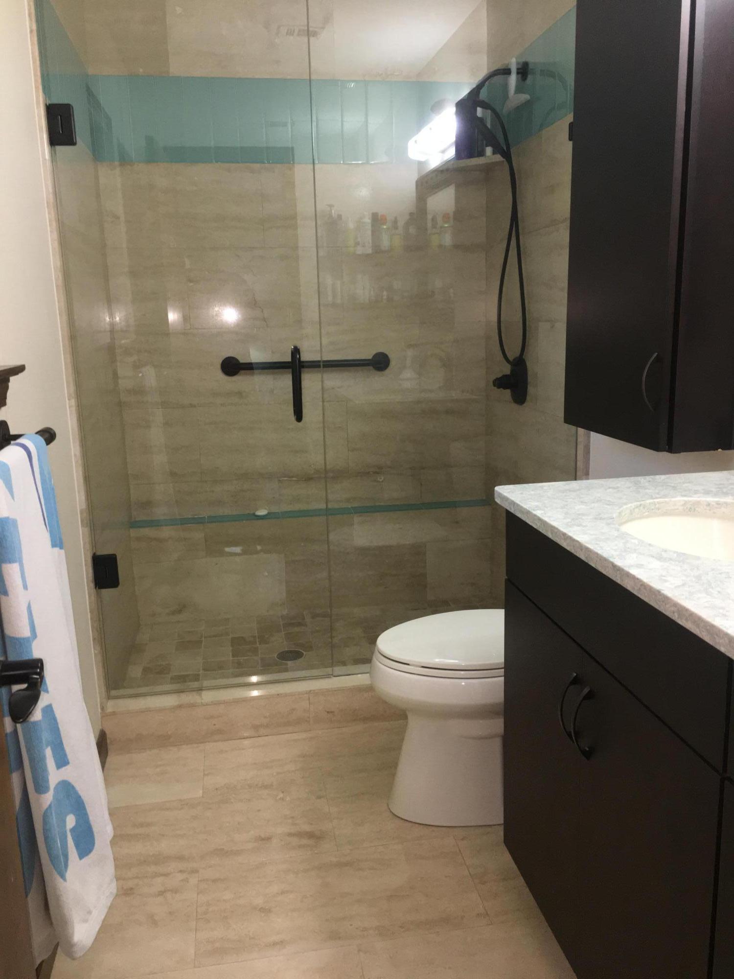 SPRING LAKE 2ND ADD LOT 6 BLK L - Residential