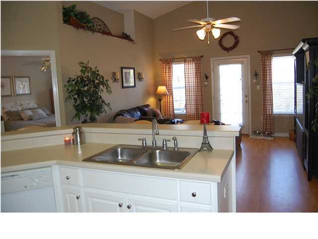 MARSH HARBOR - Residential