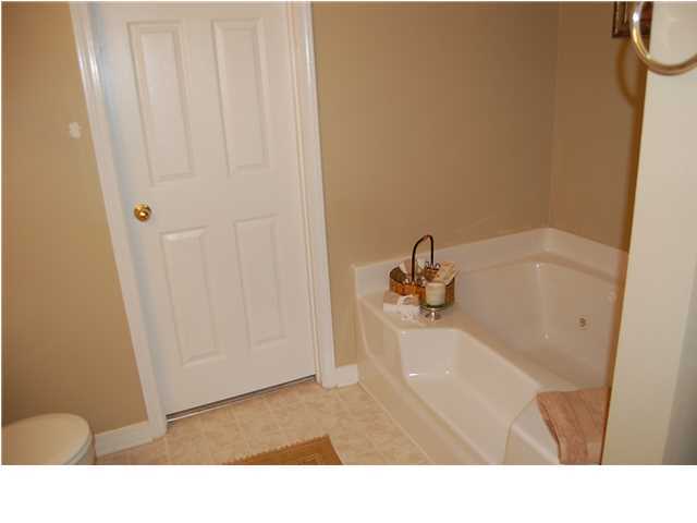 MARSH HARBOR - Residential