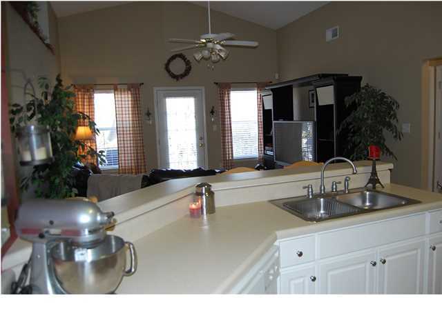 MARSH HARBOR - Residential