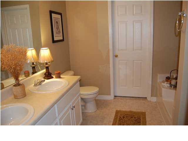 MARSH HARBOR - Residential