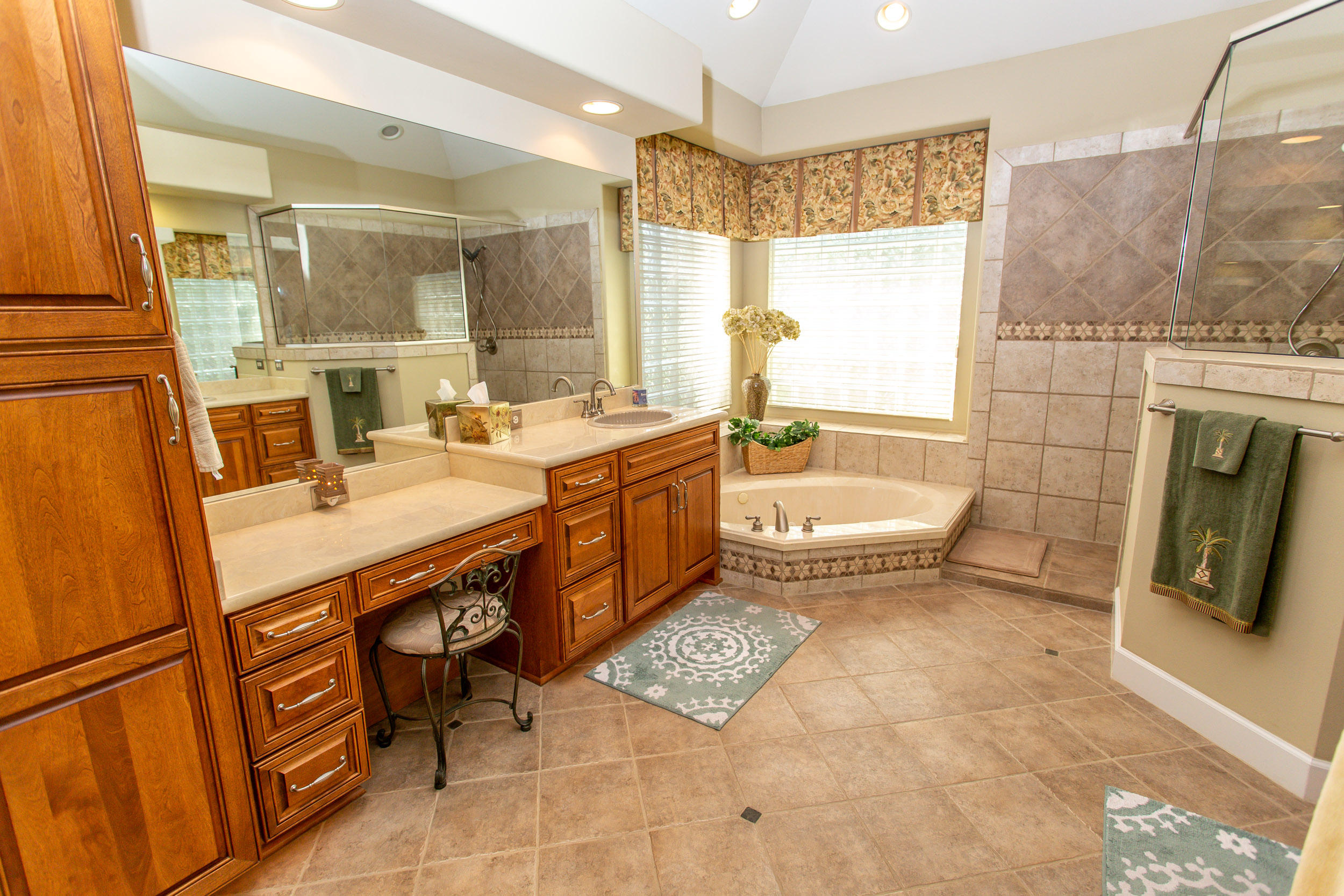 Bayshore Place - Residential