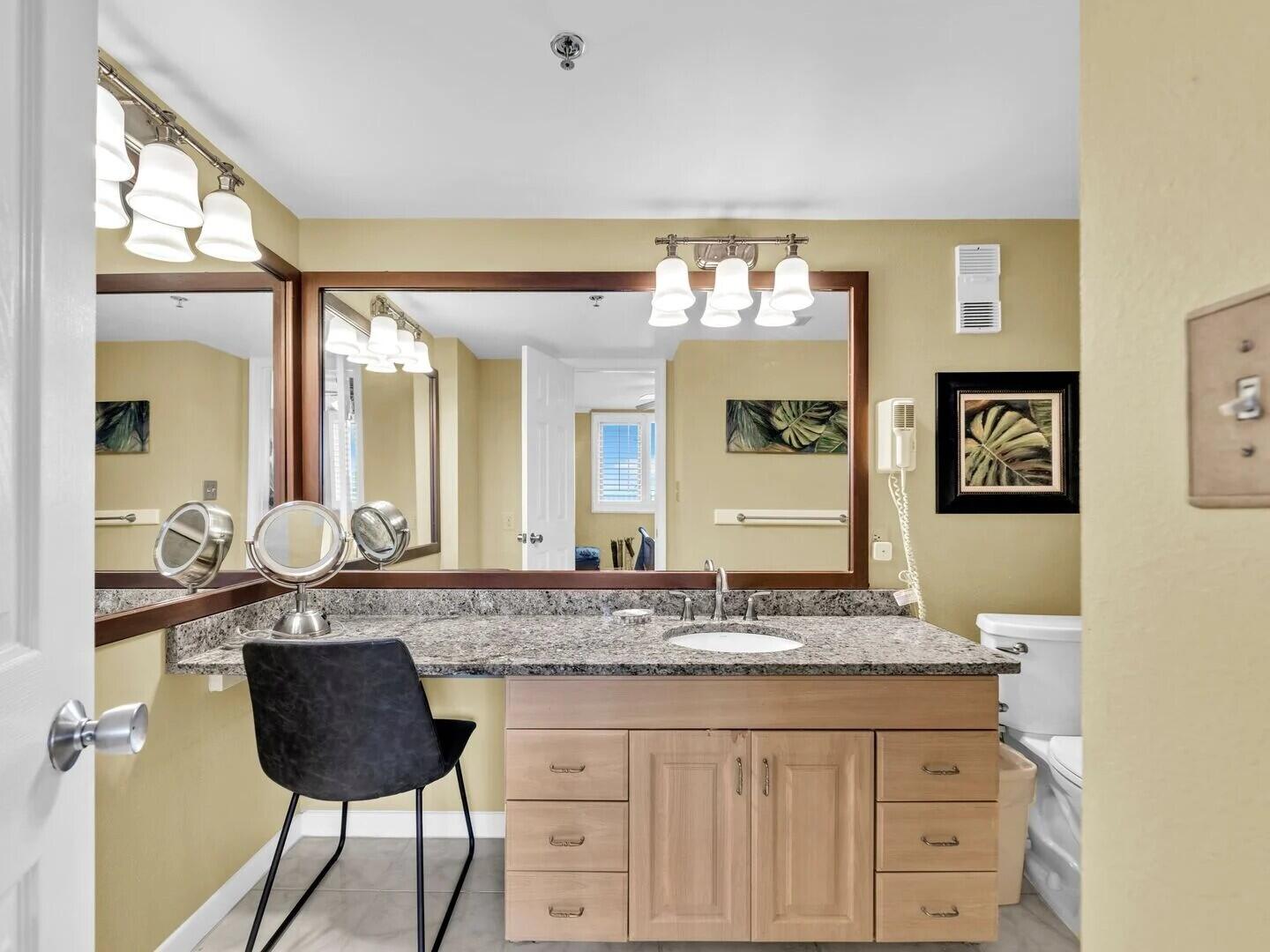 ISLANDER CONDO PH 2 - Residential