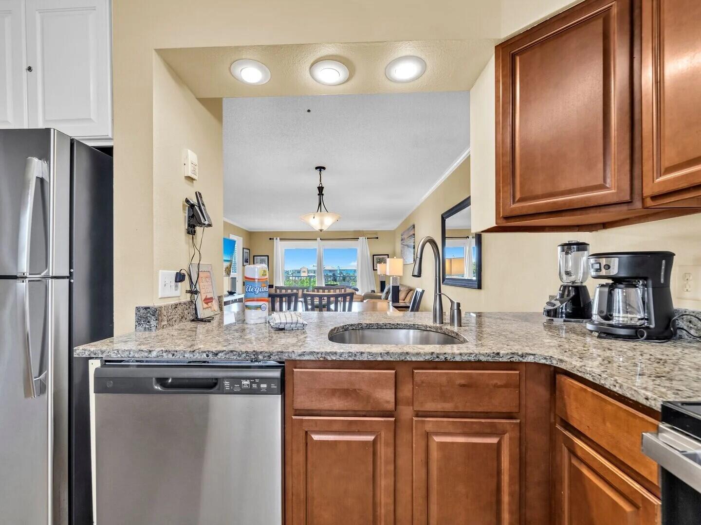 ISLANDER CONDO PH 2 - Residential