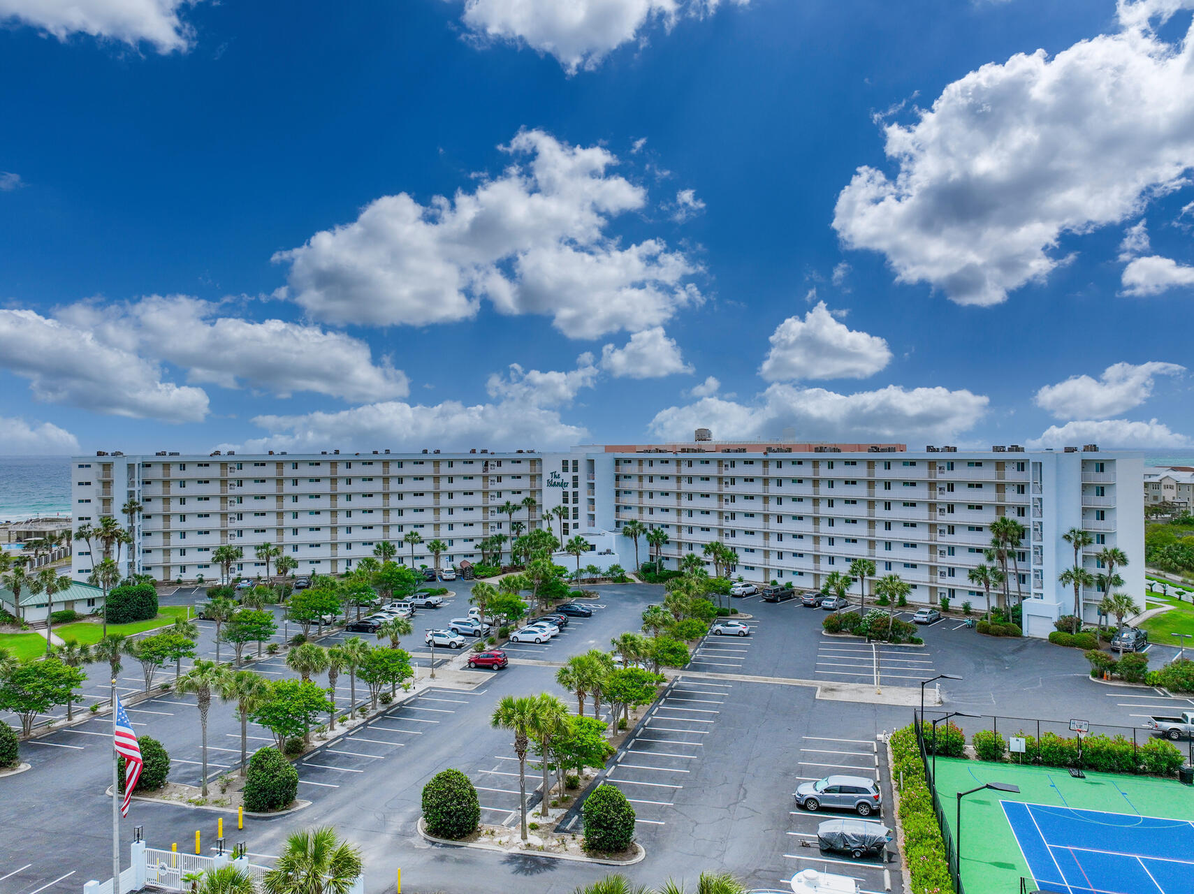 ISLANDER CONDO PH 2 - Residential
