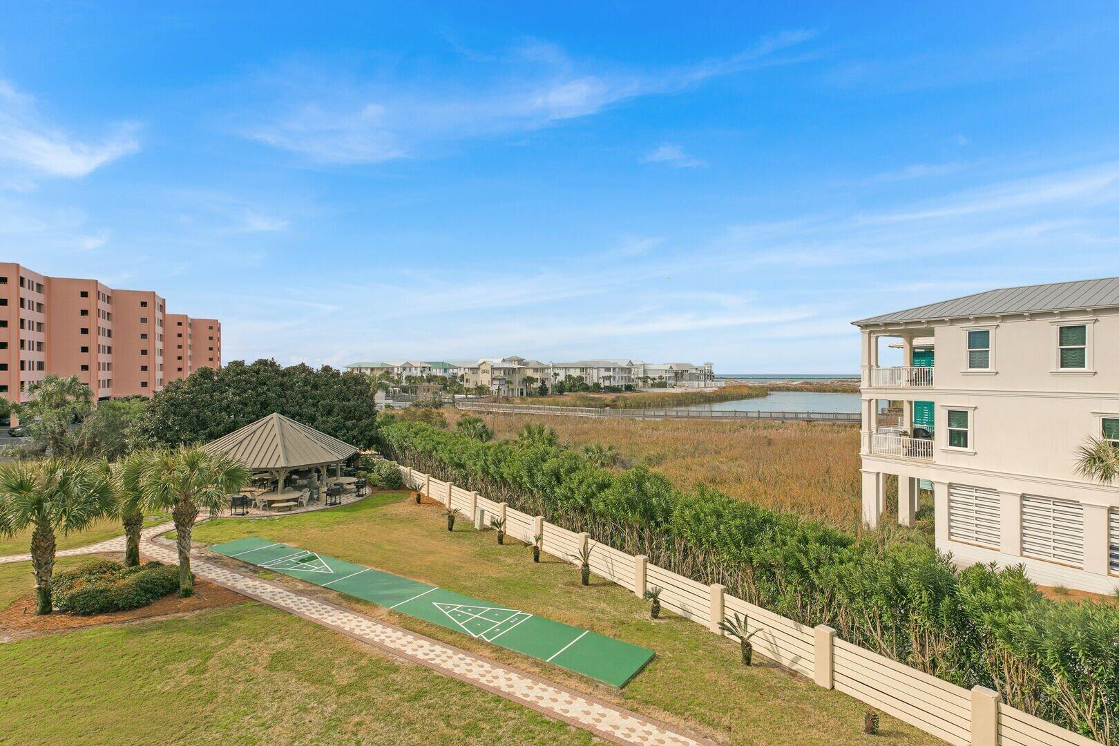 ISLANDER CONDO PH 2 - Residential