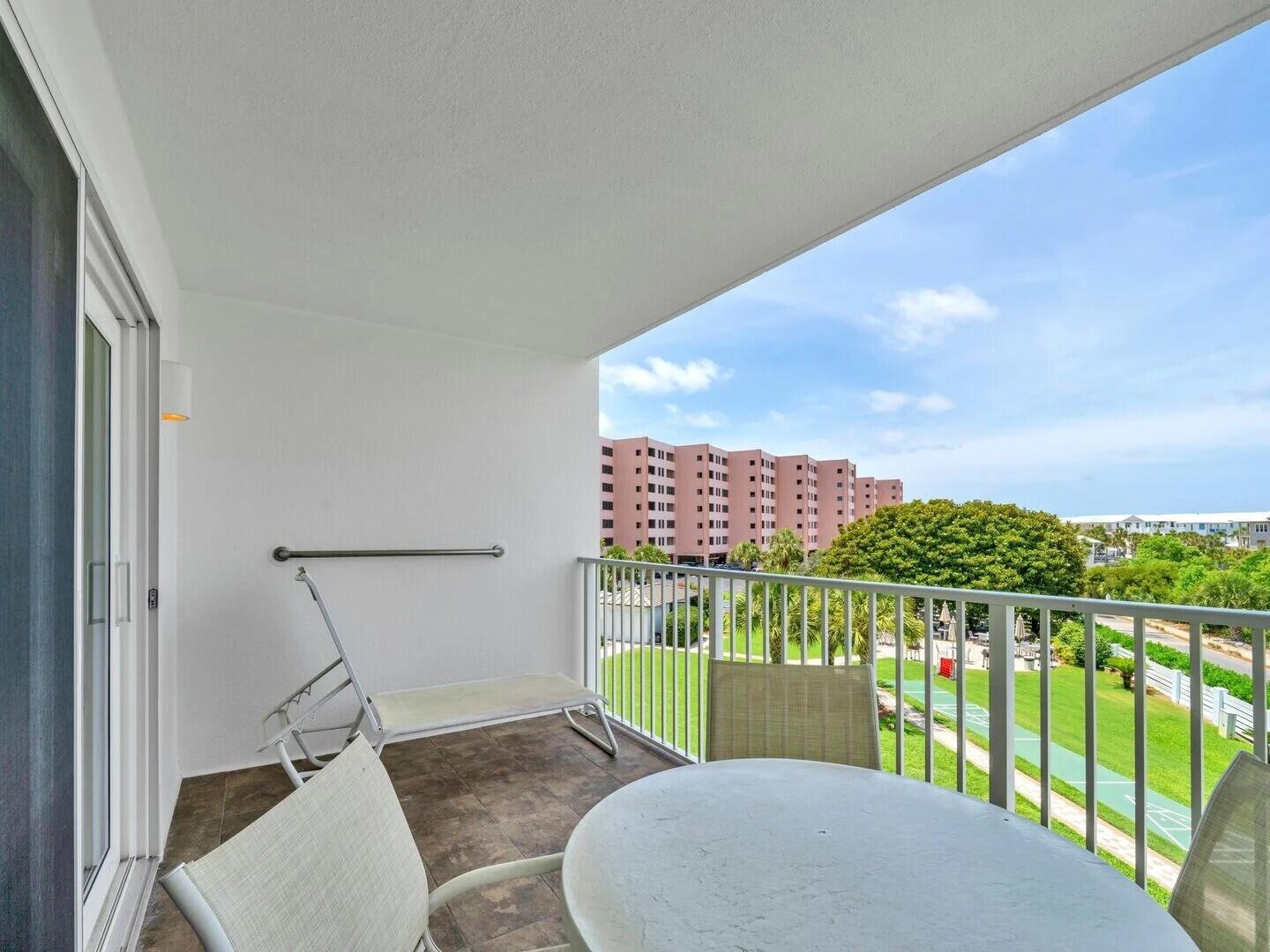 ISLANDER CONDO PH 2 - Residential