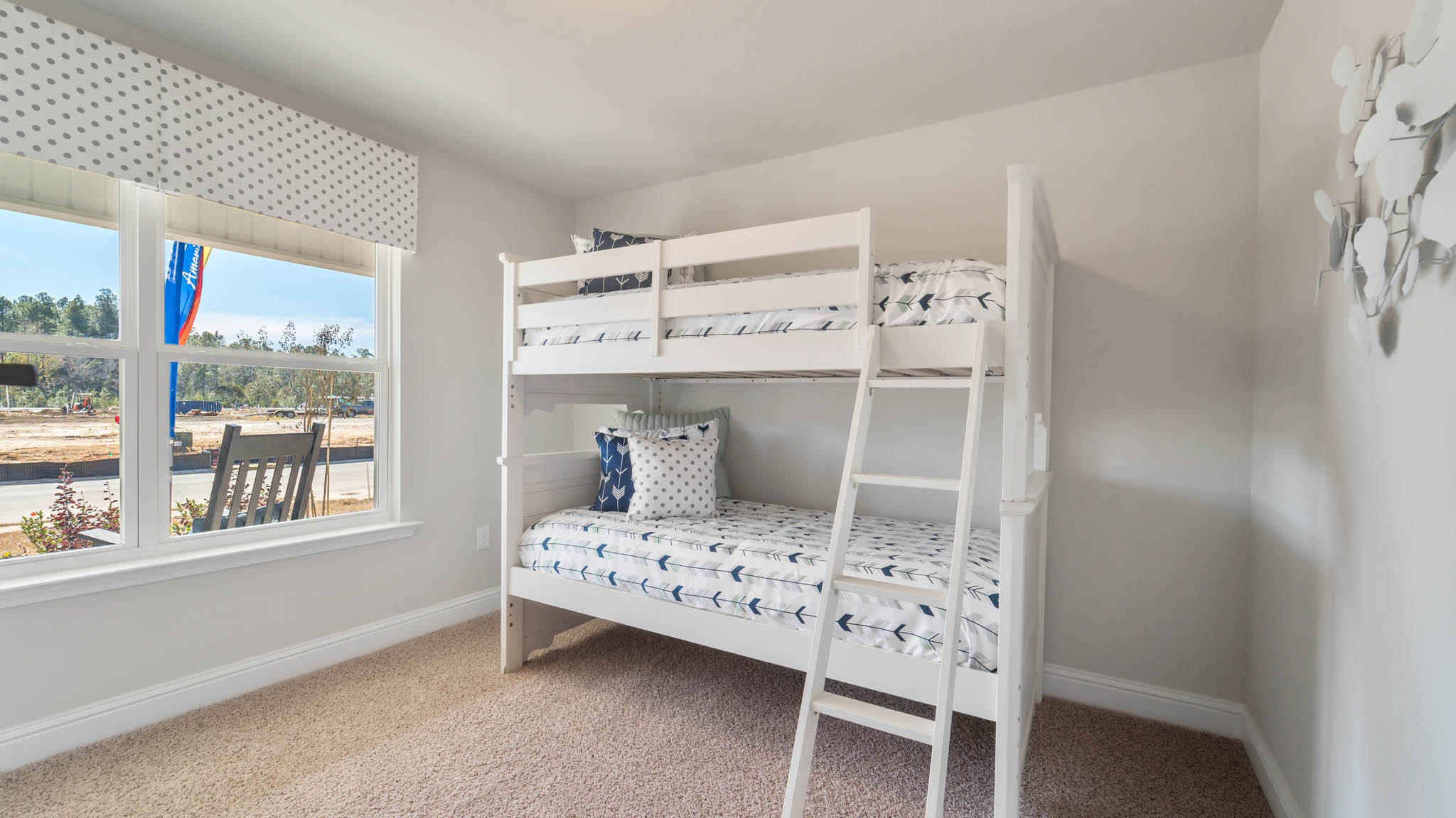 LAKERIDGE EST - Residential