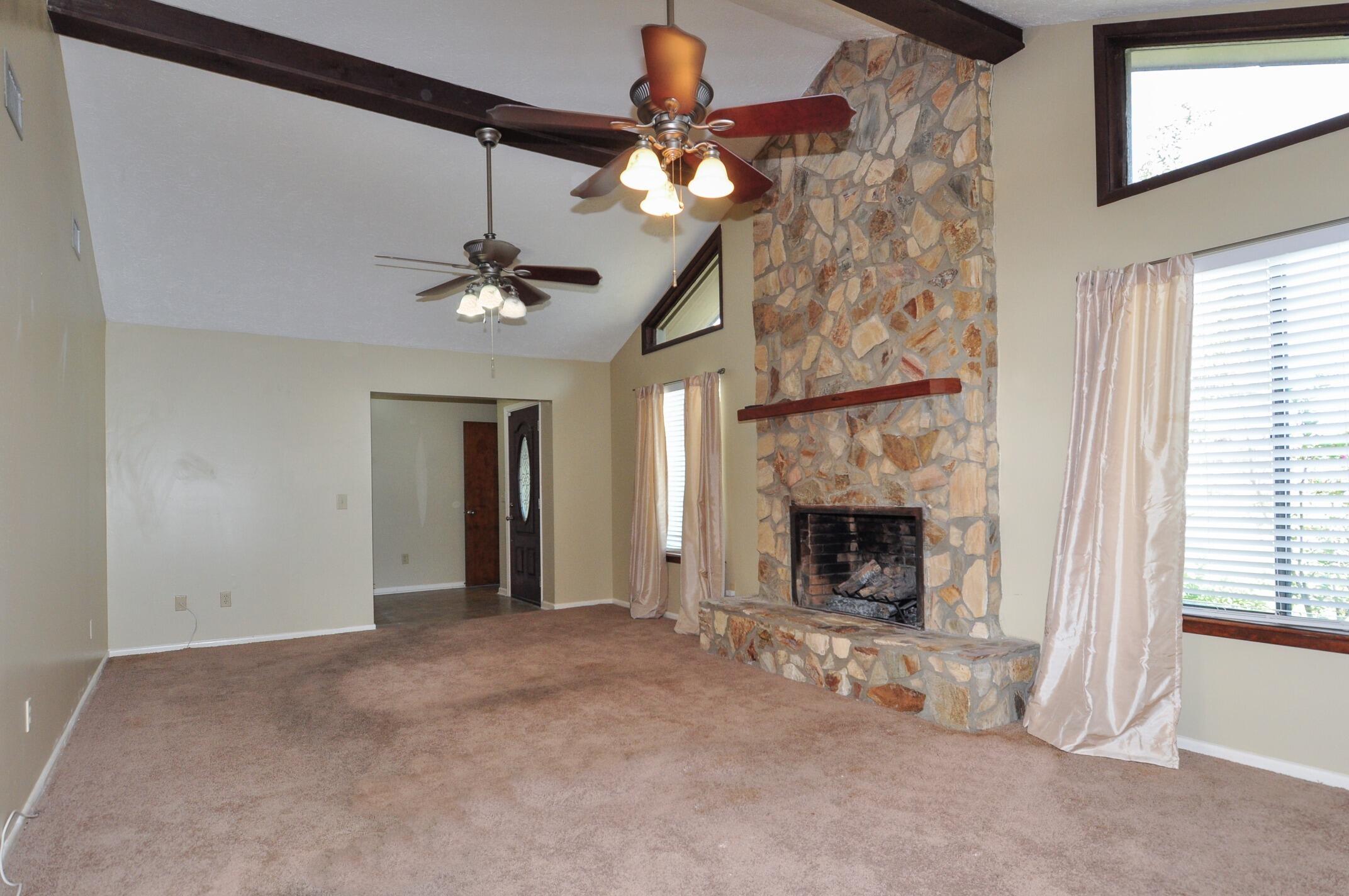 LYNN HAVEN - Residential