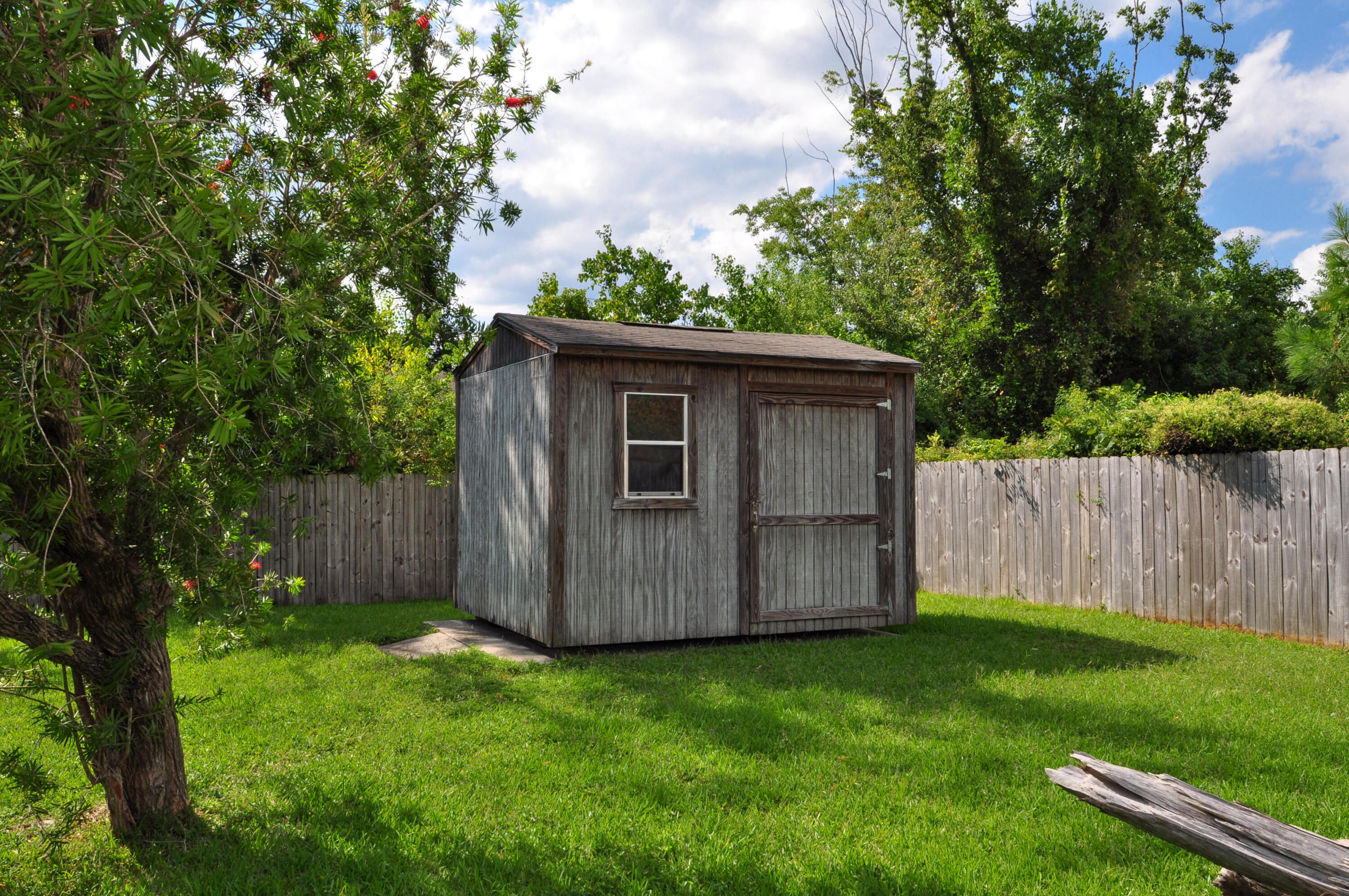 LYNN HAVEN - Residential