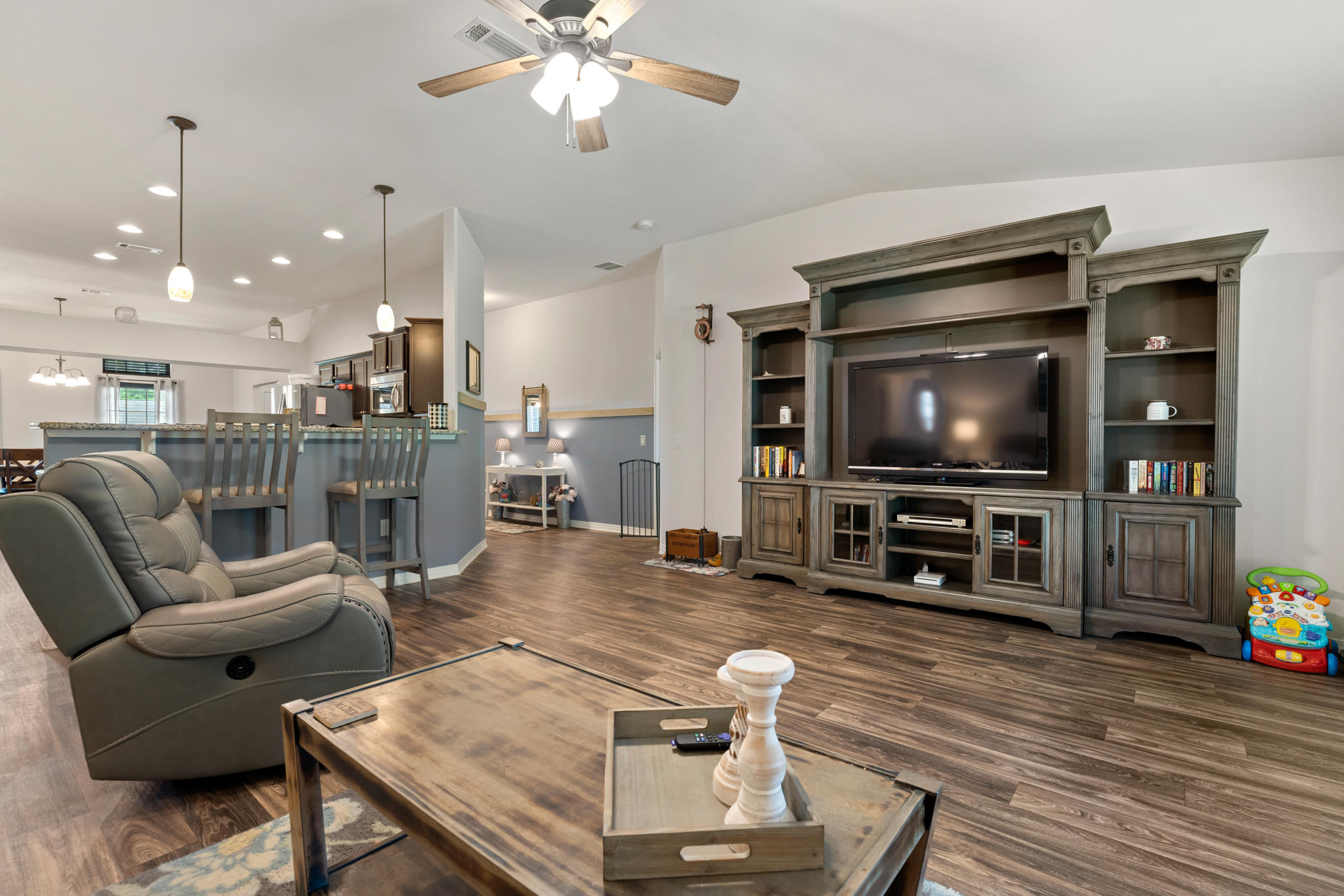 NAVARRE S/D 2ST ADDN - Residential