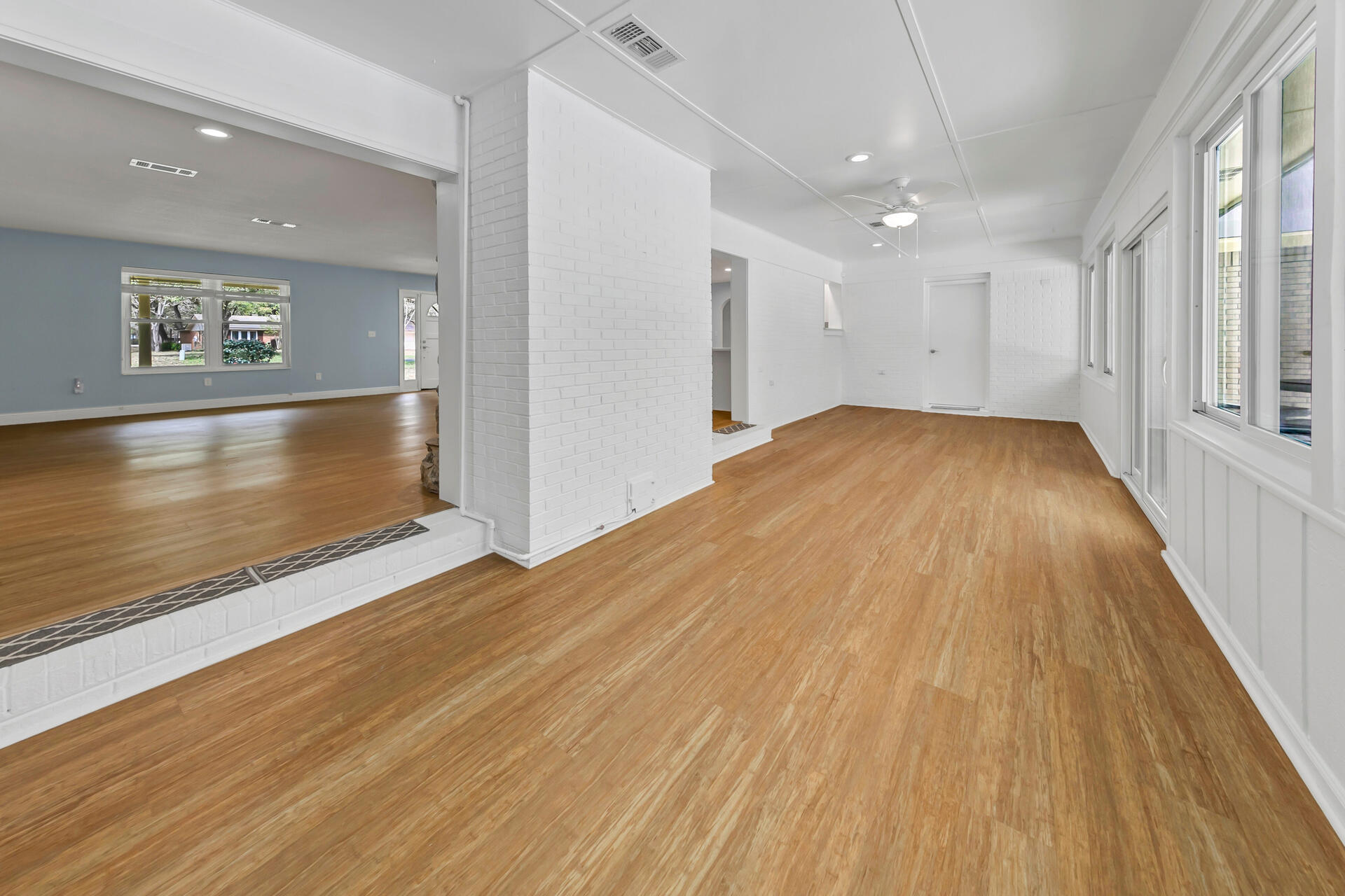 ROCKY BAYOU - Residential