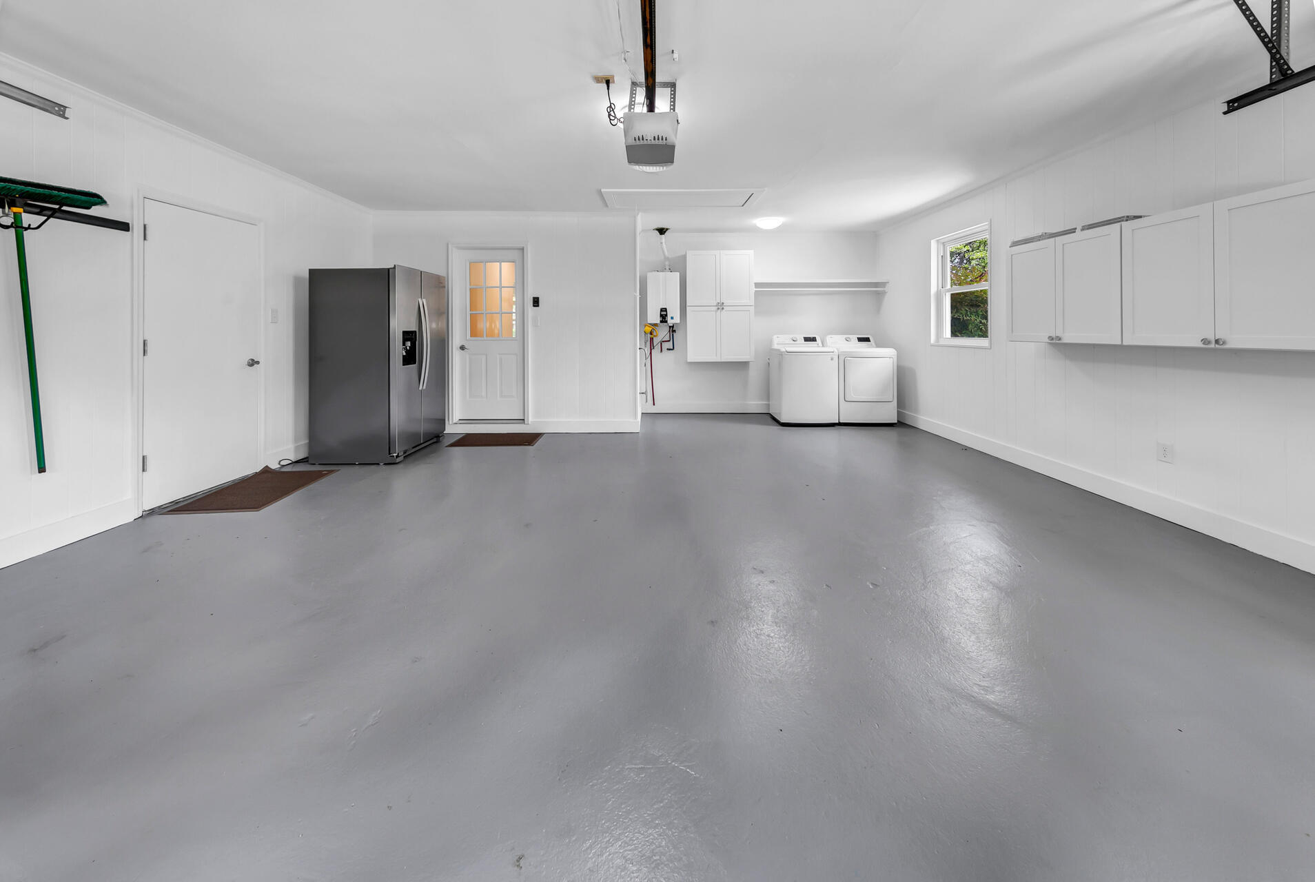 ROCKY BAYOU - Residential