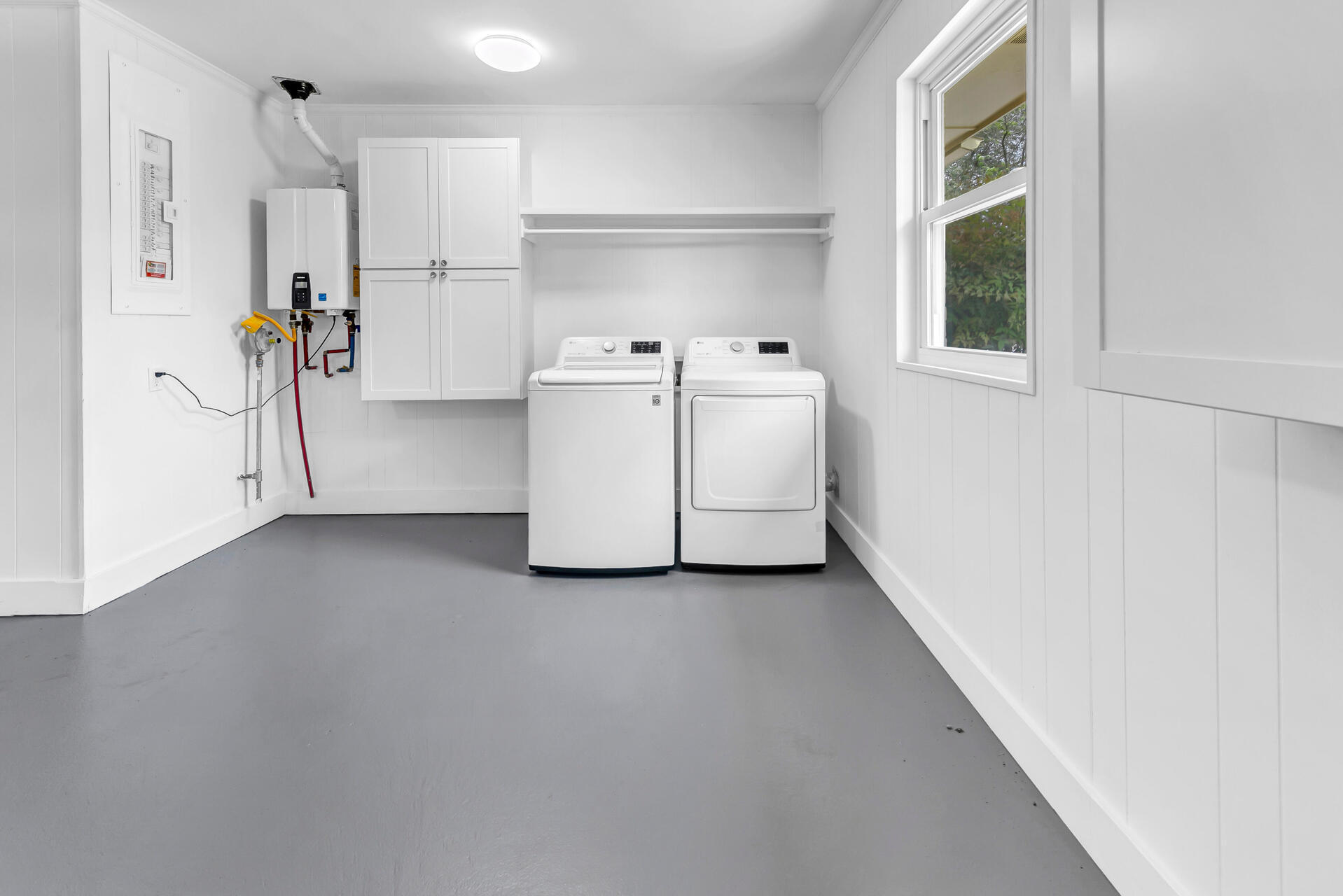 ROCKY BAYOU - Residential