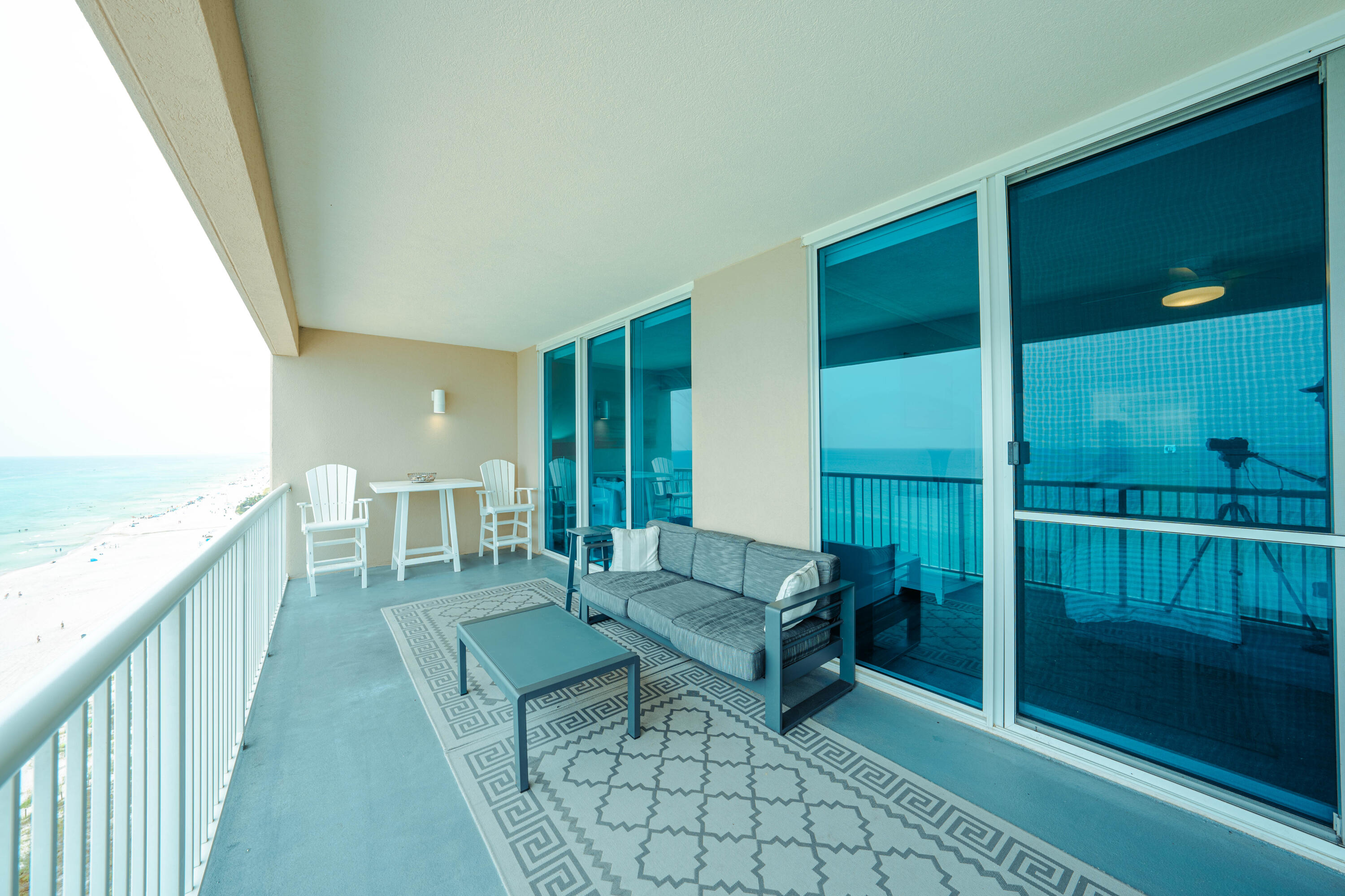 PALAZZO CONDOMINIUM - Residential