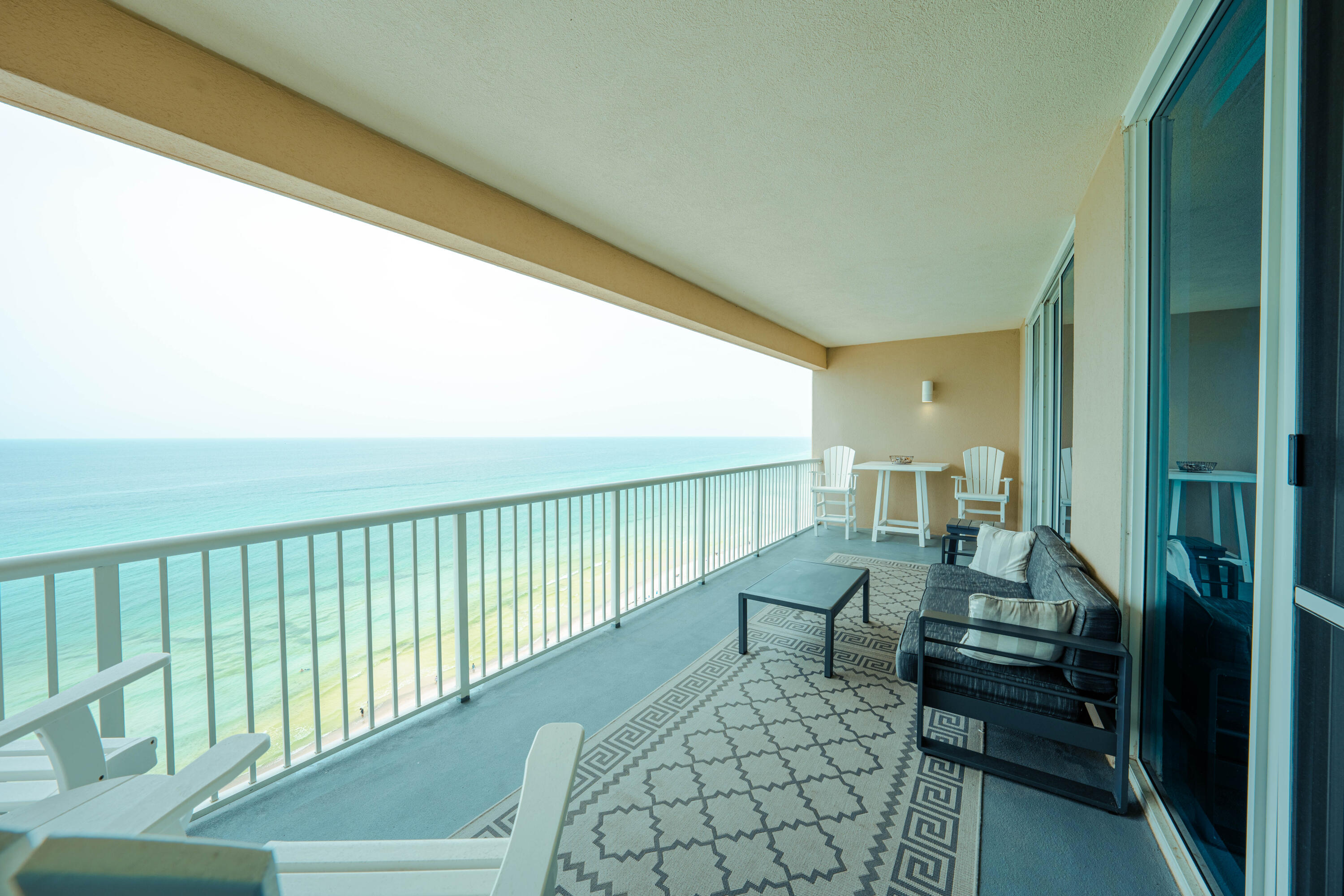 PALAZZO CONDOMINIUM - Residential