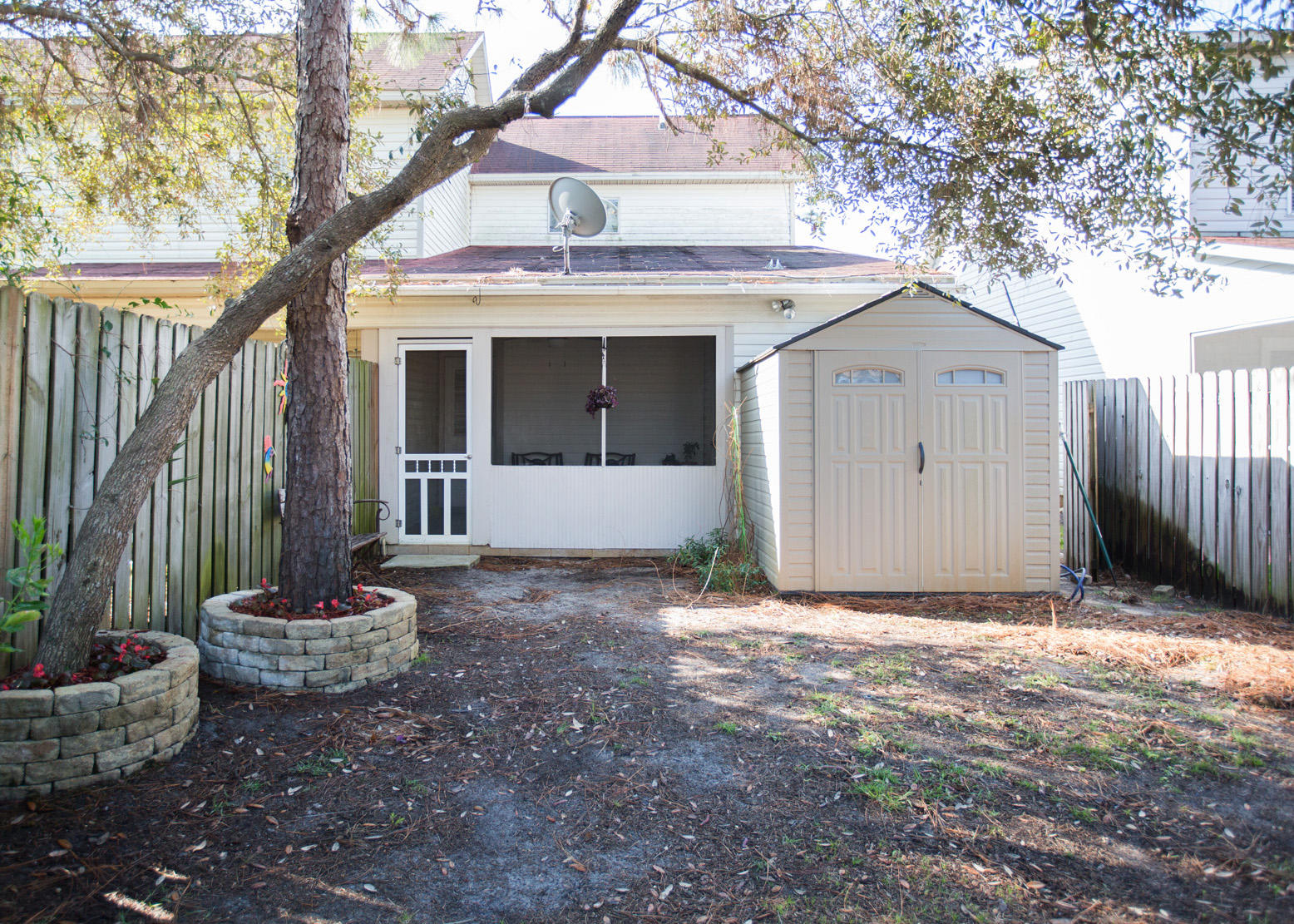 ESCADA - Residential