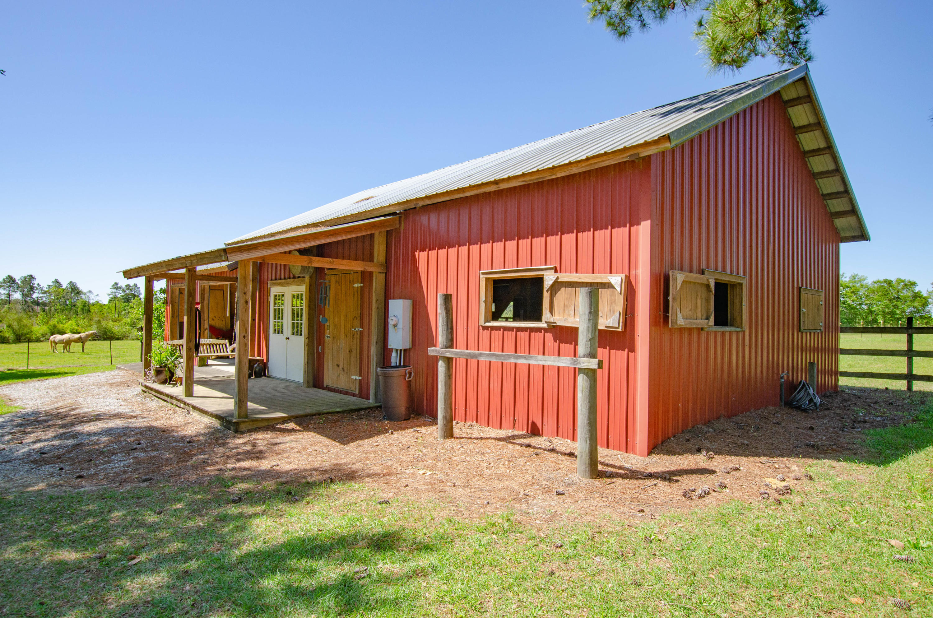 NO RECORDED SUBDIVISION - Farm