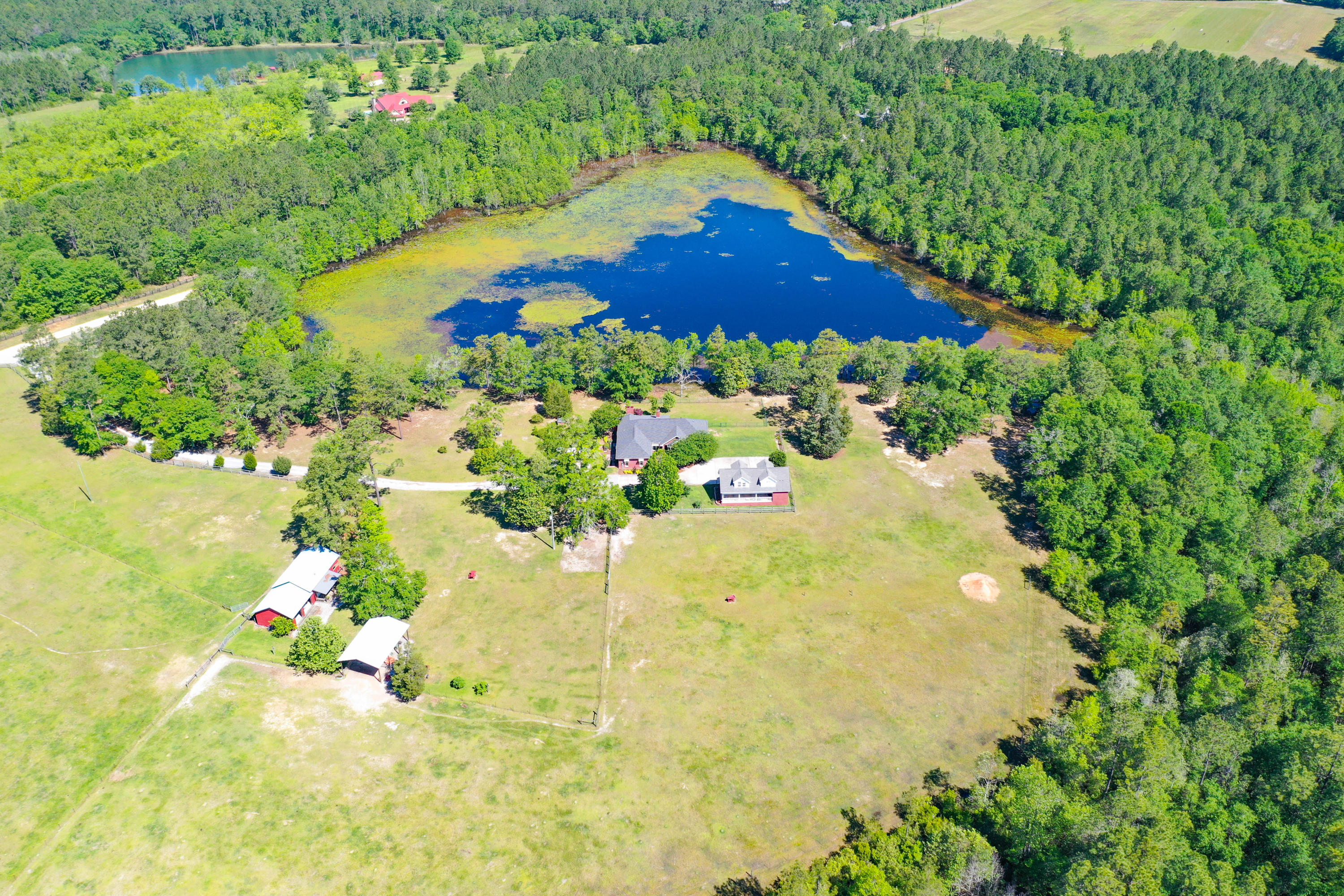 NO RECORDED SUBDIVISION - Farm