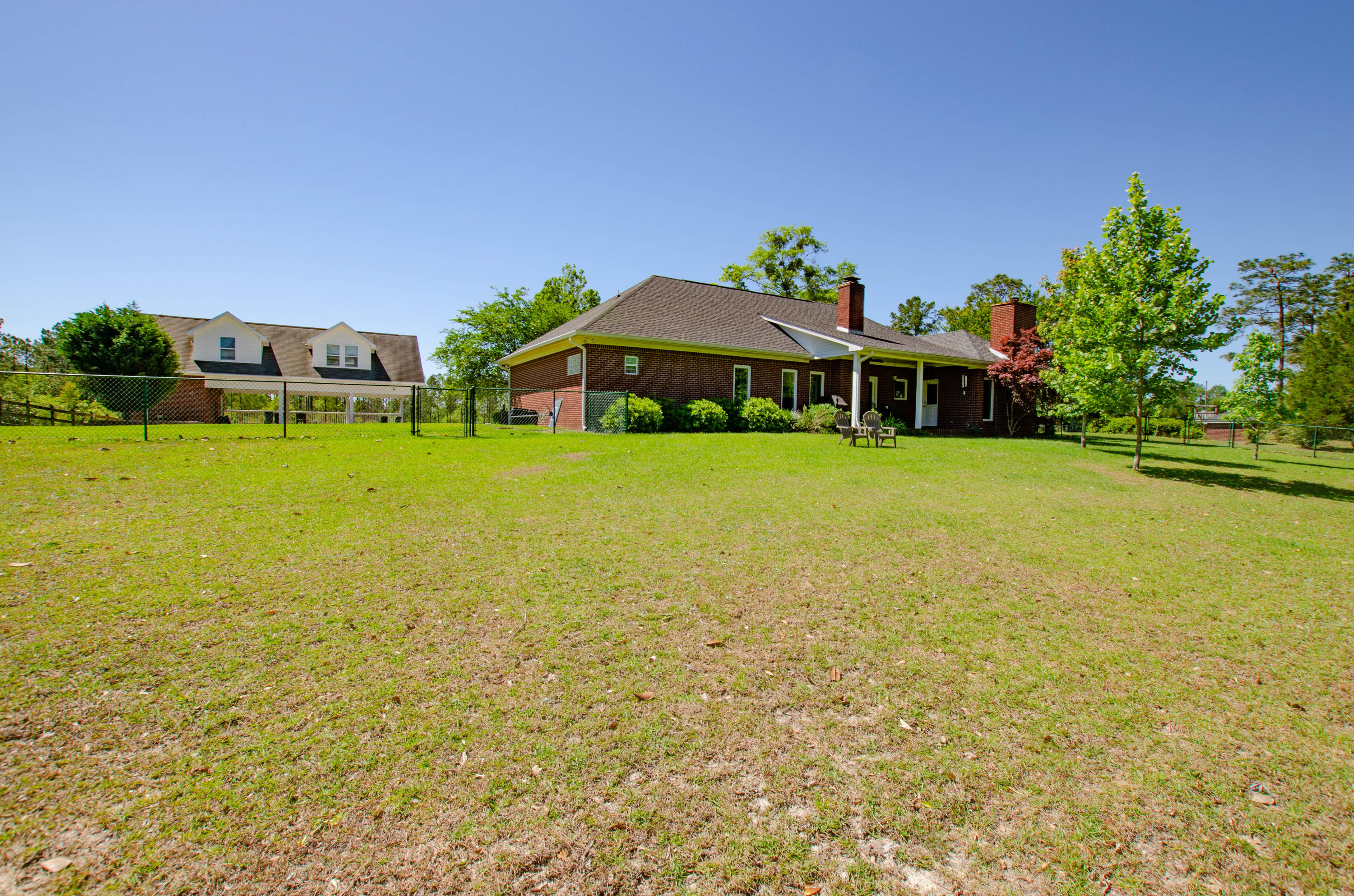 NO RECORDED SUBDIVISION - Farm