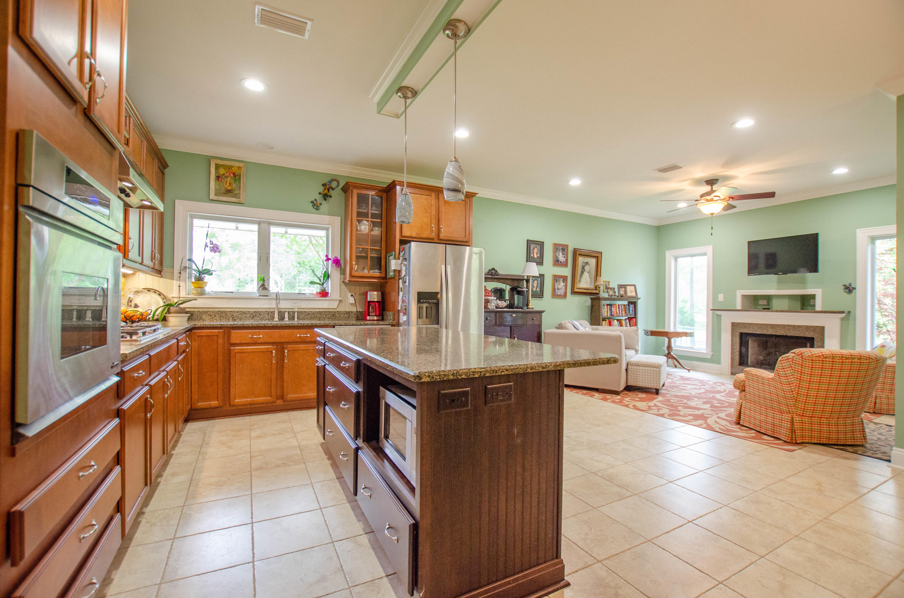 NO RECORDED SUBDIVISION - Farm