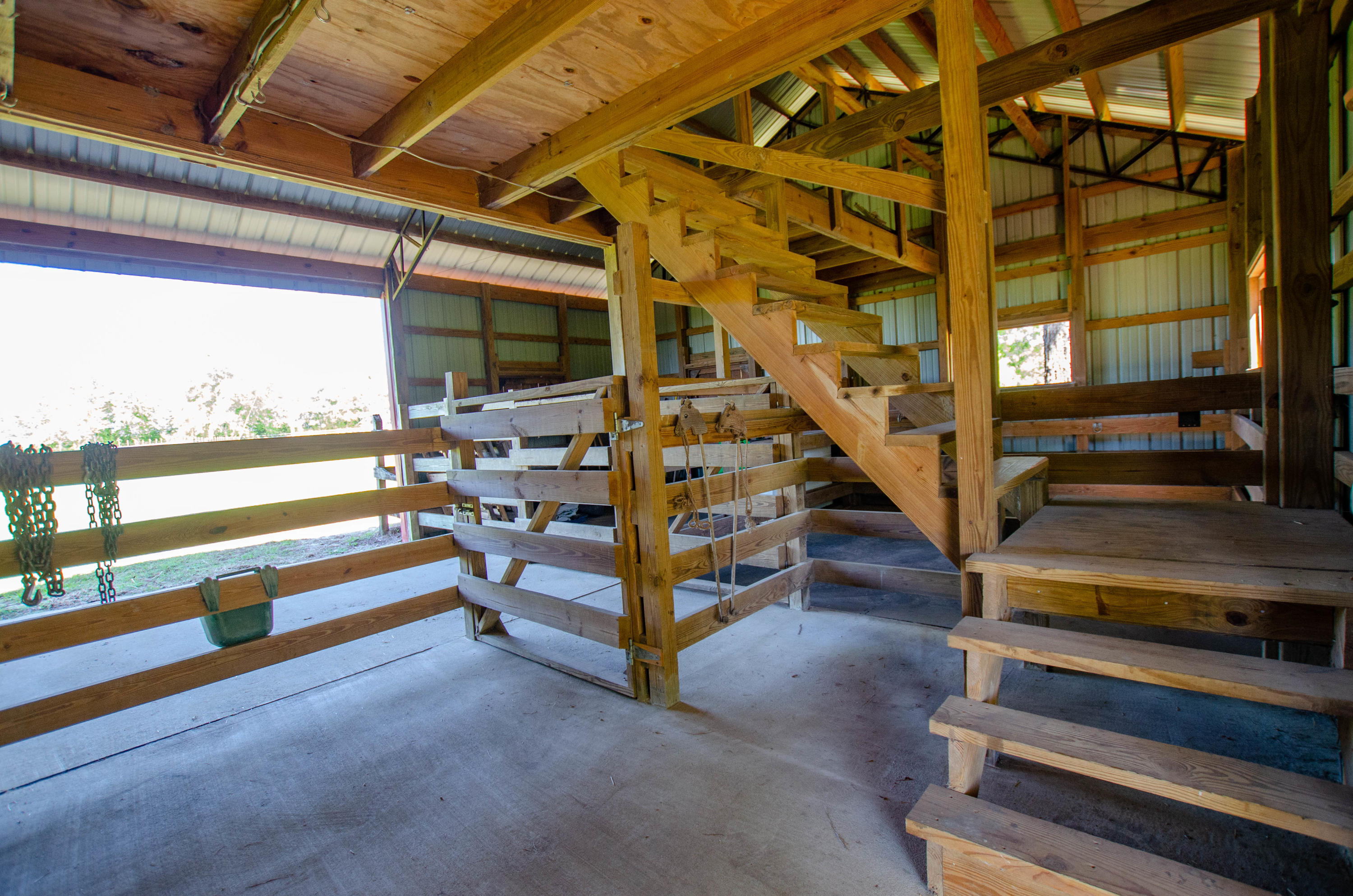 NO RECORDED SUBDIVISION - Farm