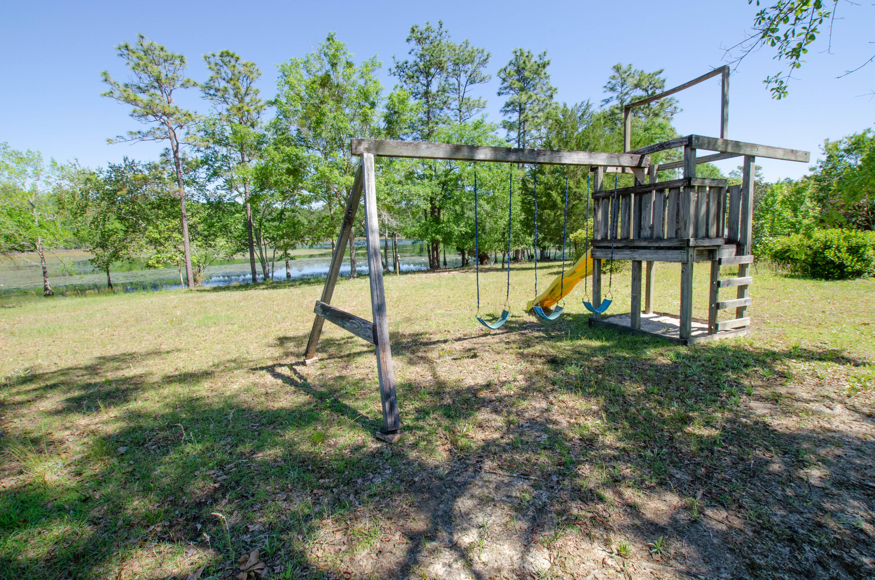 NO RECORDED SUBDIVISION - Farm