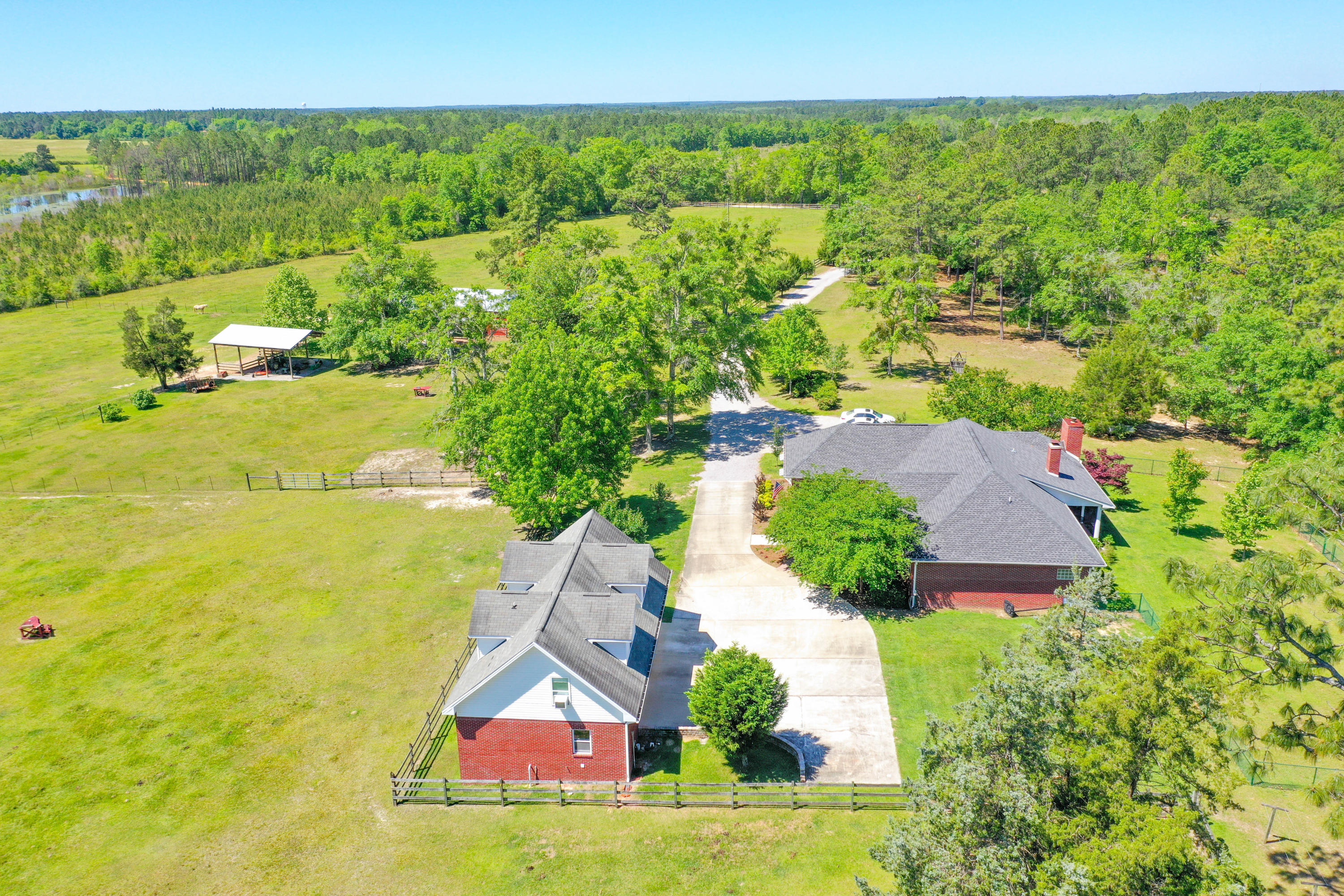 NO RECORDED SUBDIVISION - Farm