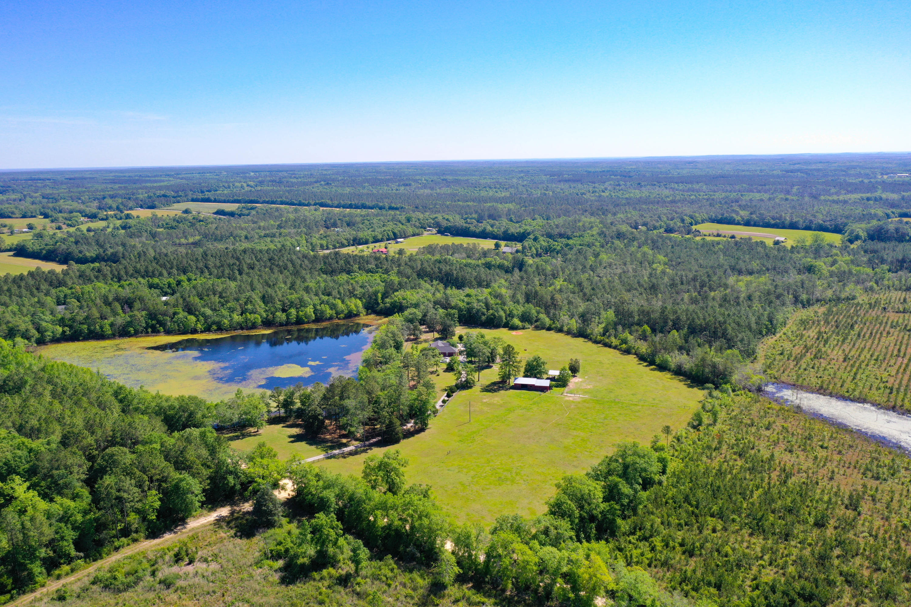 NO RECORDED SUBDIVISION - Farm