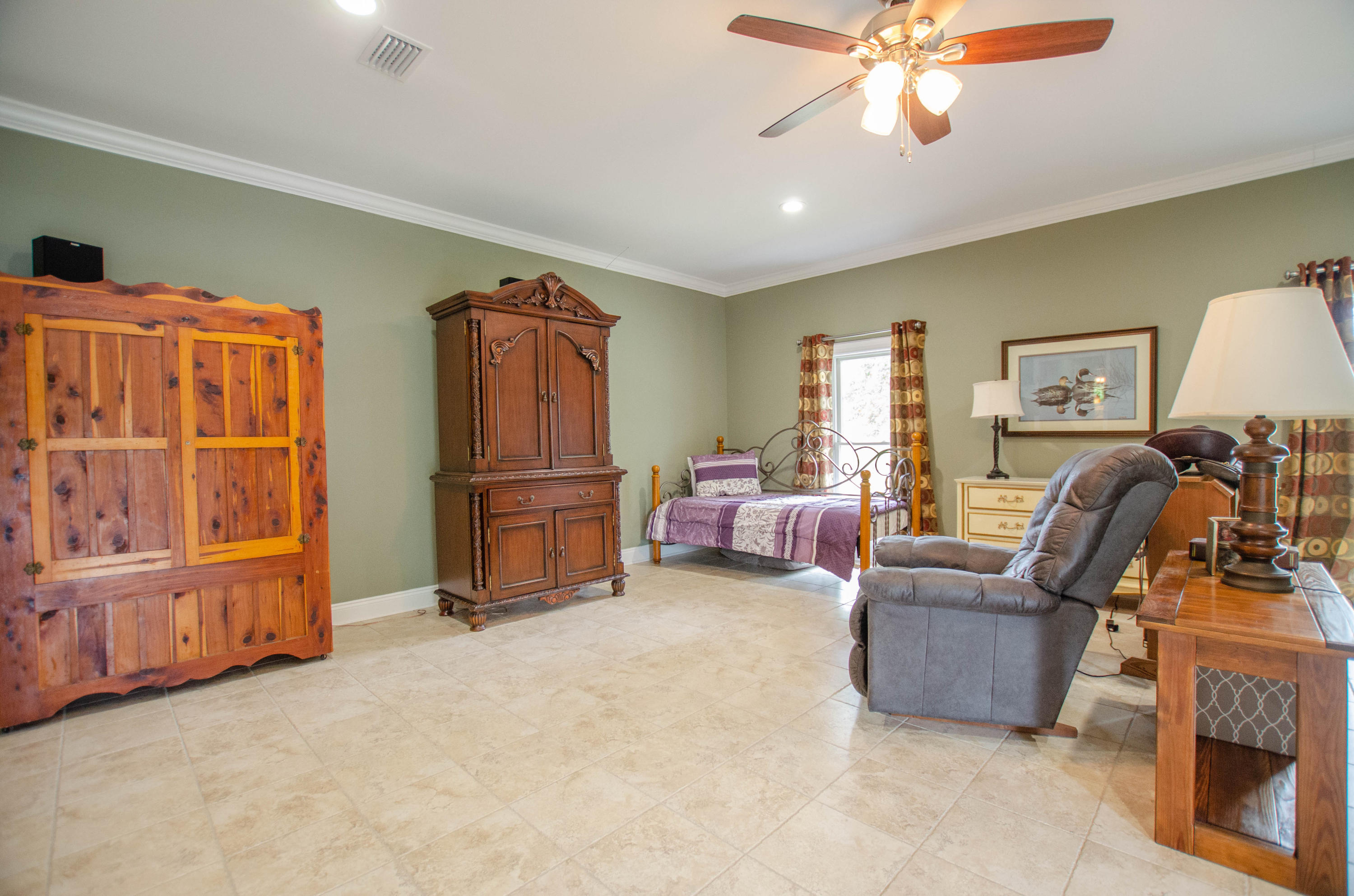 NO RECORDED SUBDIVISION - Farm