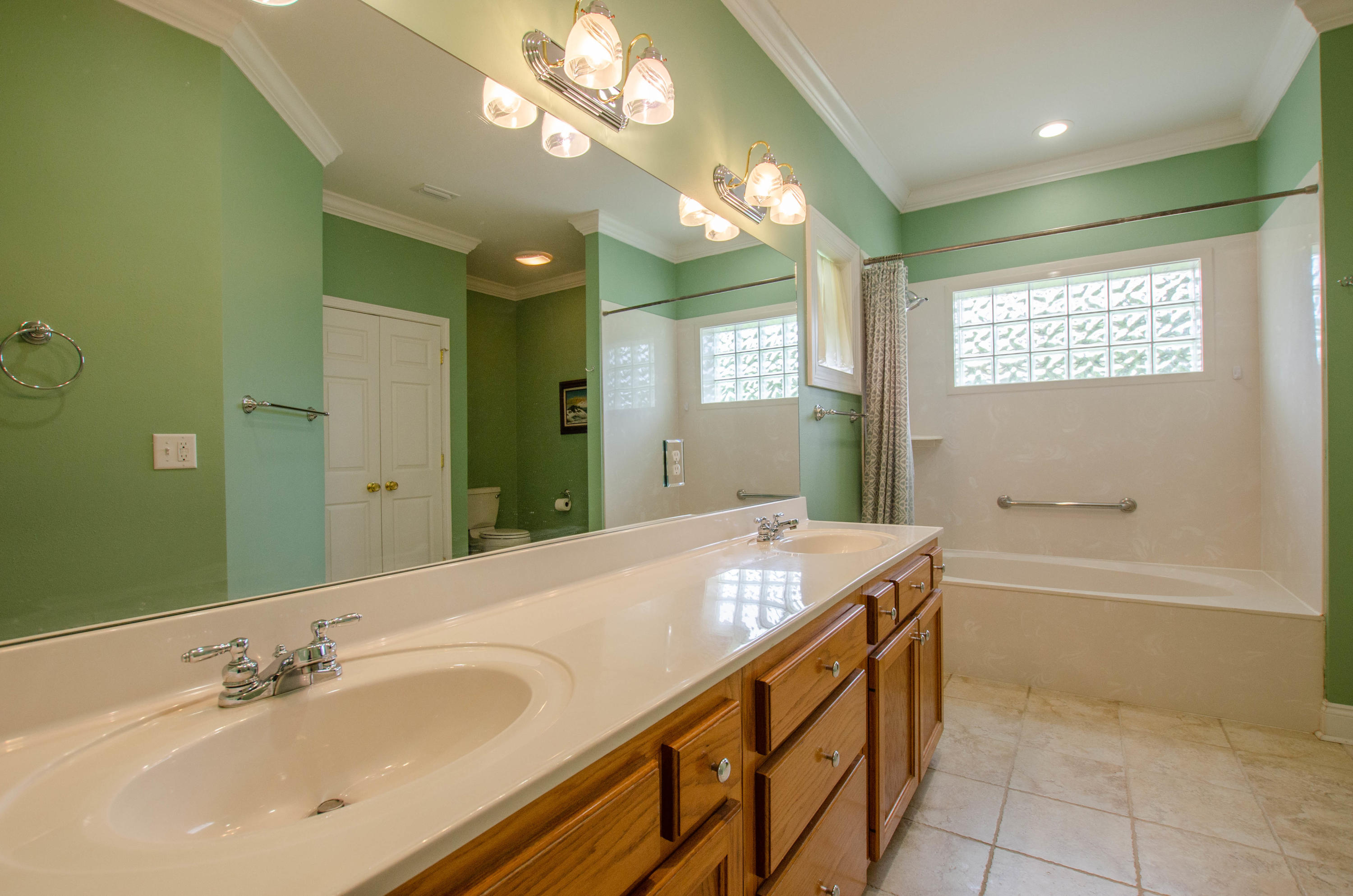 NO RECORDED SUBDIVISION - Farm