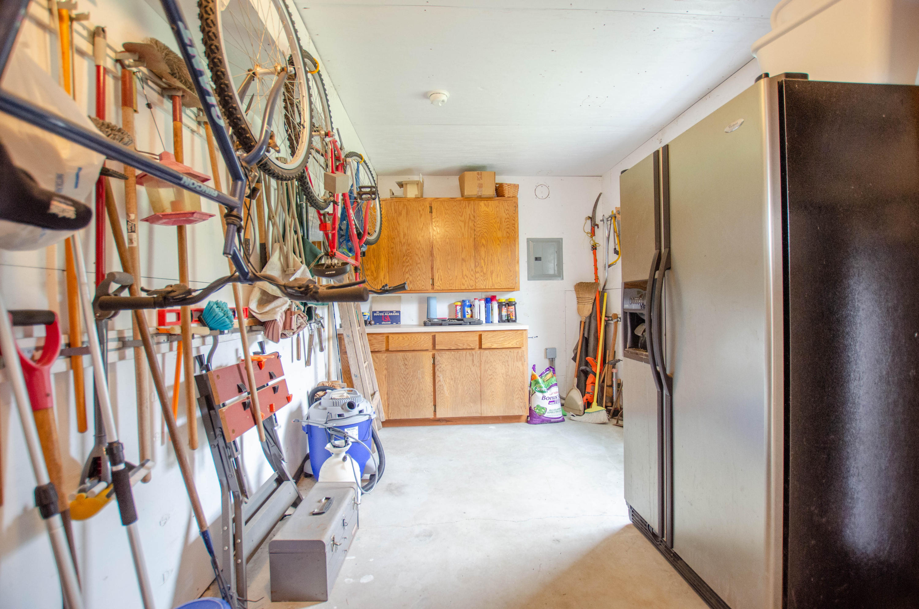 NO RECORDED SUBDIVISION - Farm