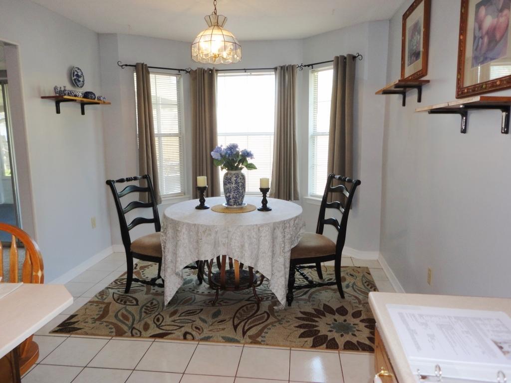 VILLAGE WEST - Residential